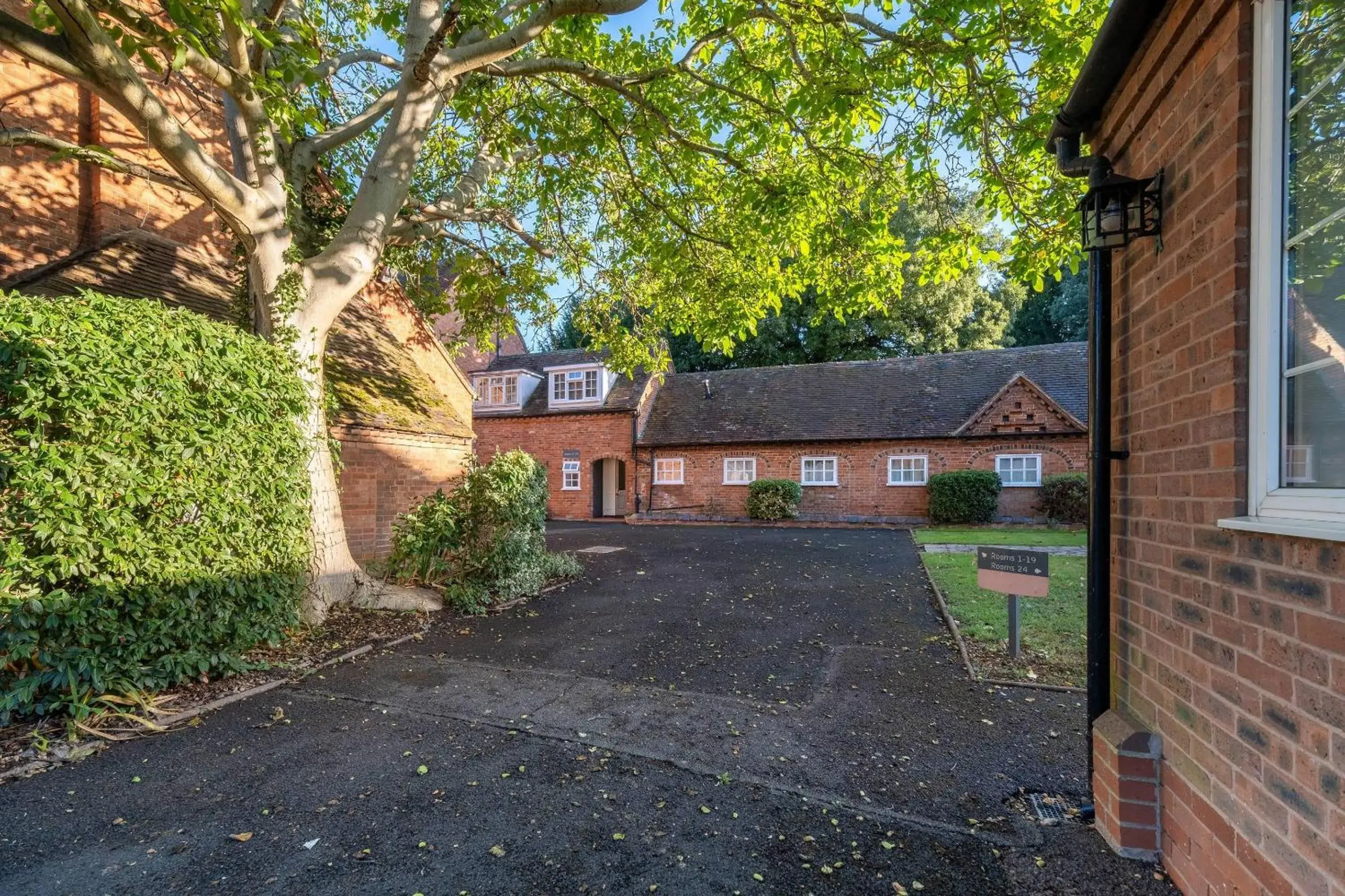 Property building in Clarion Hotel Charlecote Pheasant Property building in Clarion Hotel Charlecote Pheasant