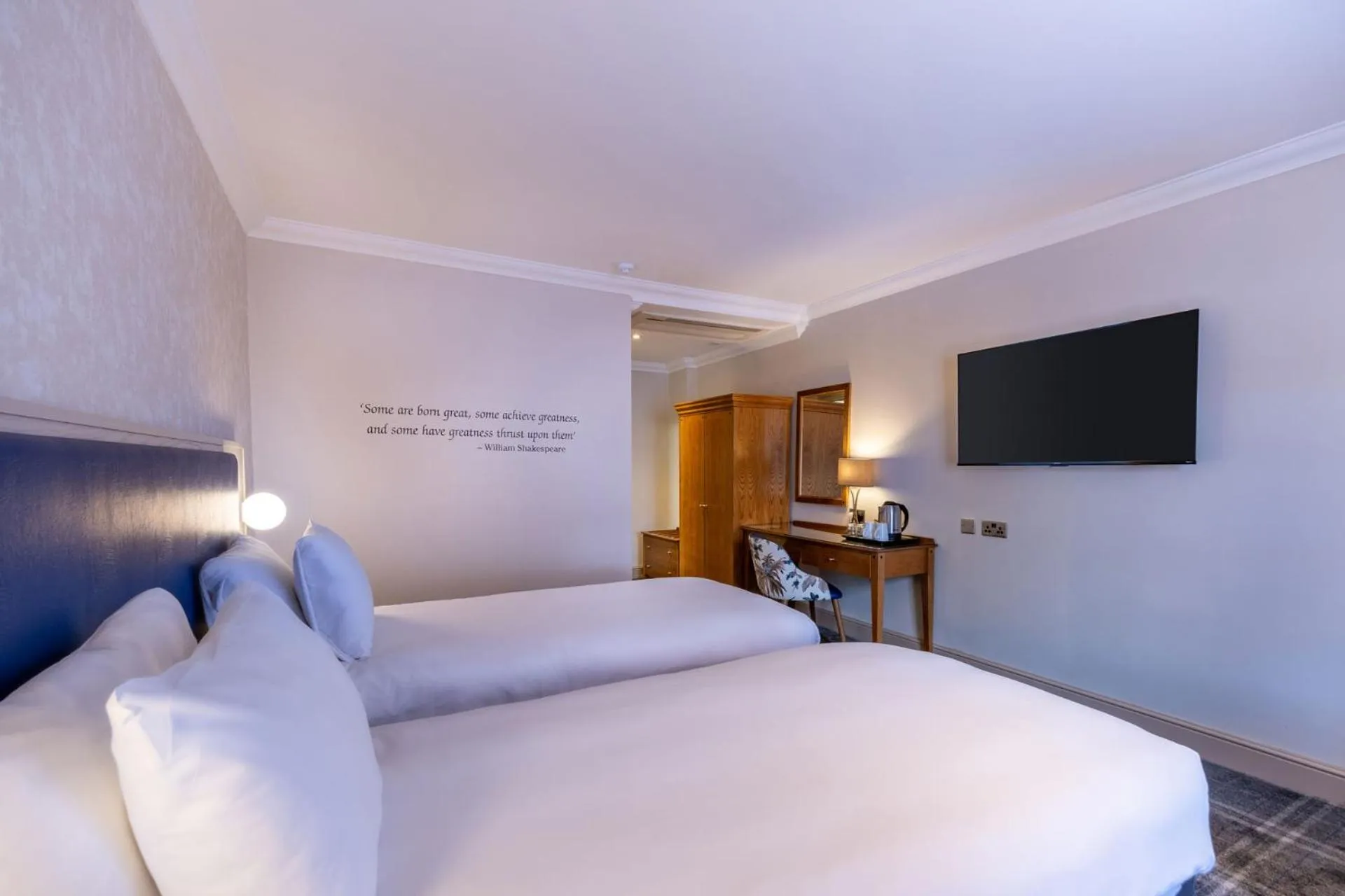 Bed in Clarion Hotel Charlecote Pheasant