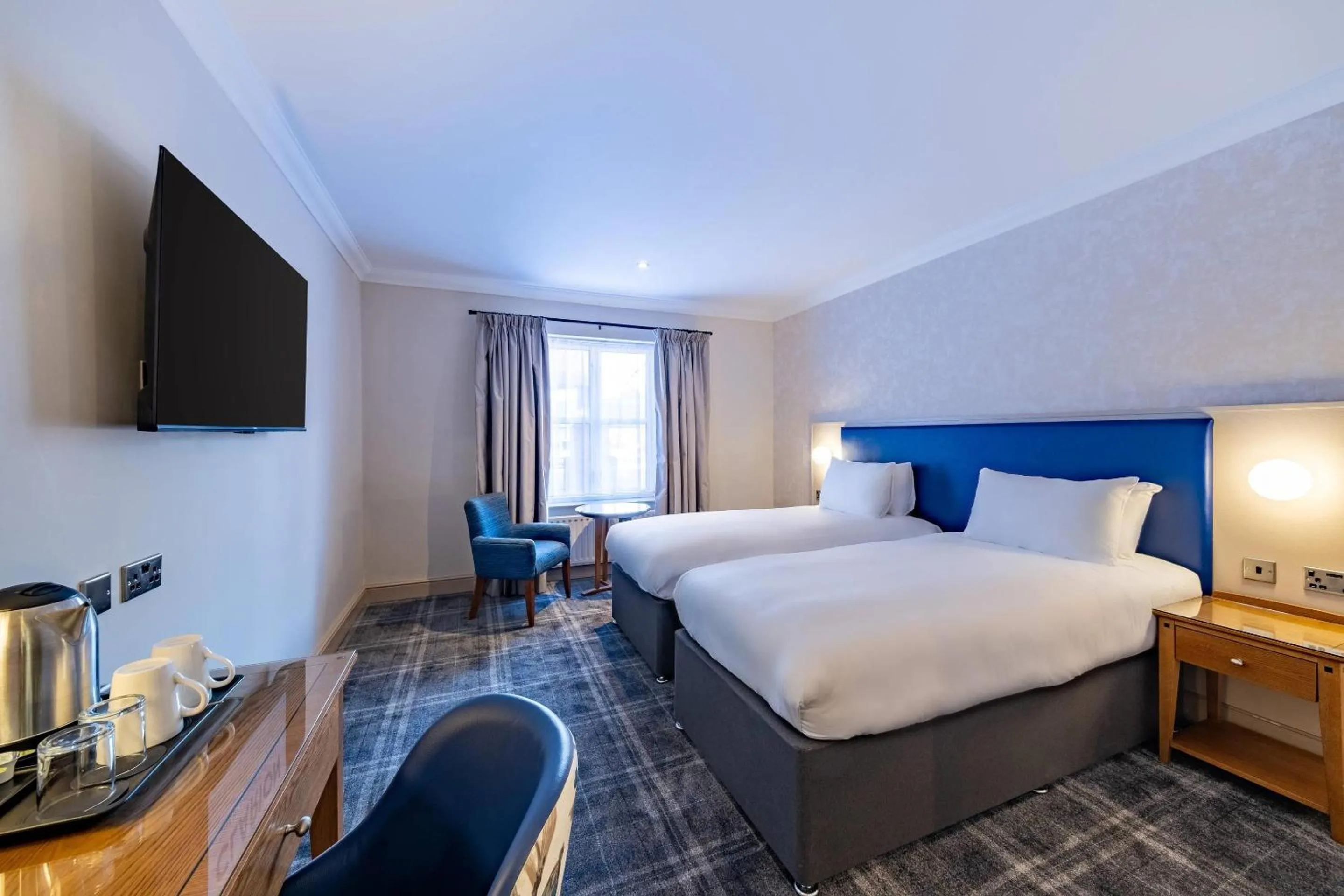 Bedroom, Bed in Clarion Hotel Charlecote Pheasant