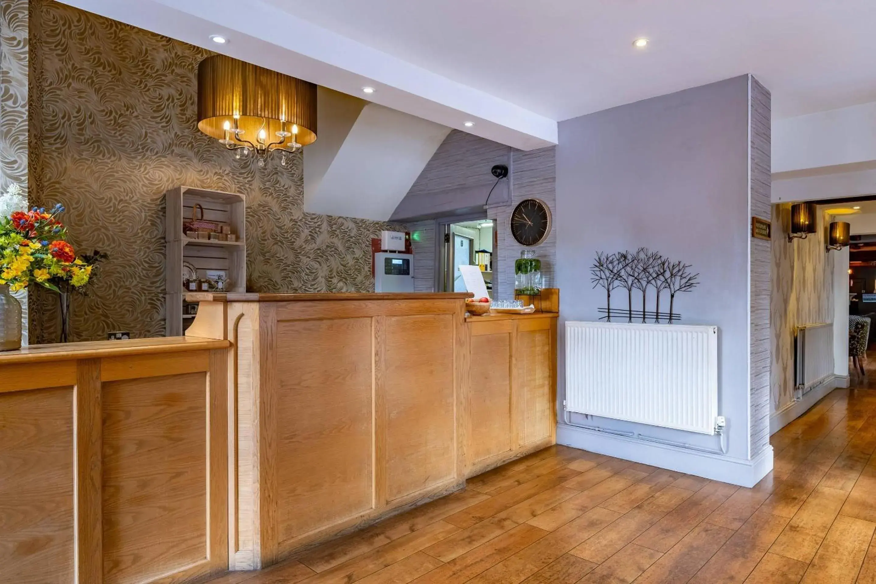 Lobby or reception in Clarion Hotel Charlecote Pheasant Lobby or reception in Clarion Hotel Charlecote Pheasant