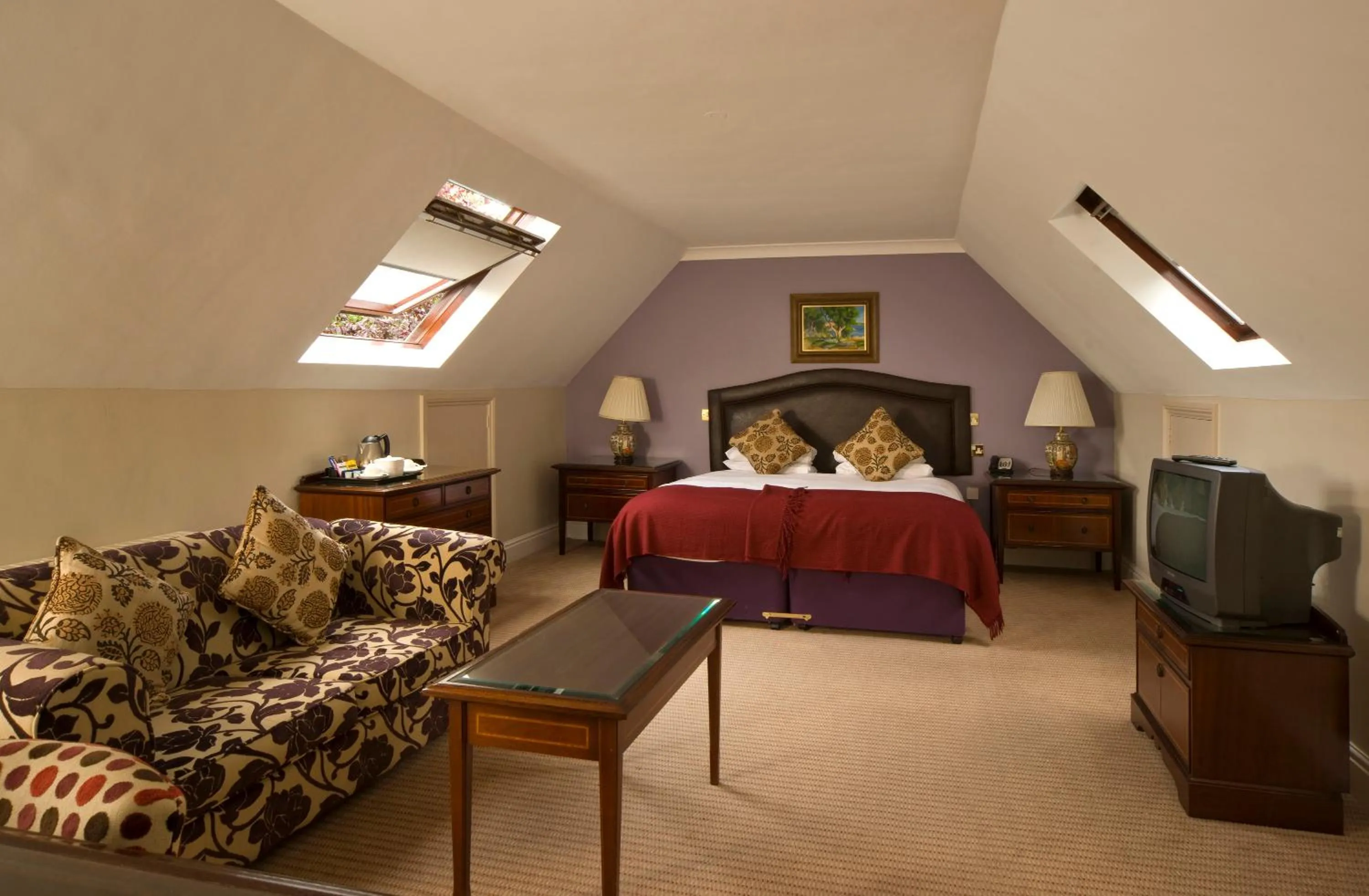 Photo of the whole room, Bed in Clarion Hotel Charlecote Pheasant