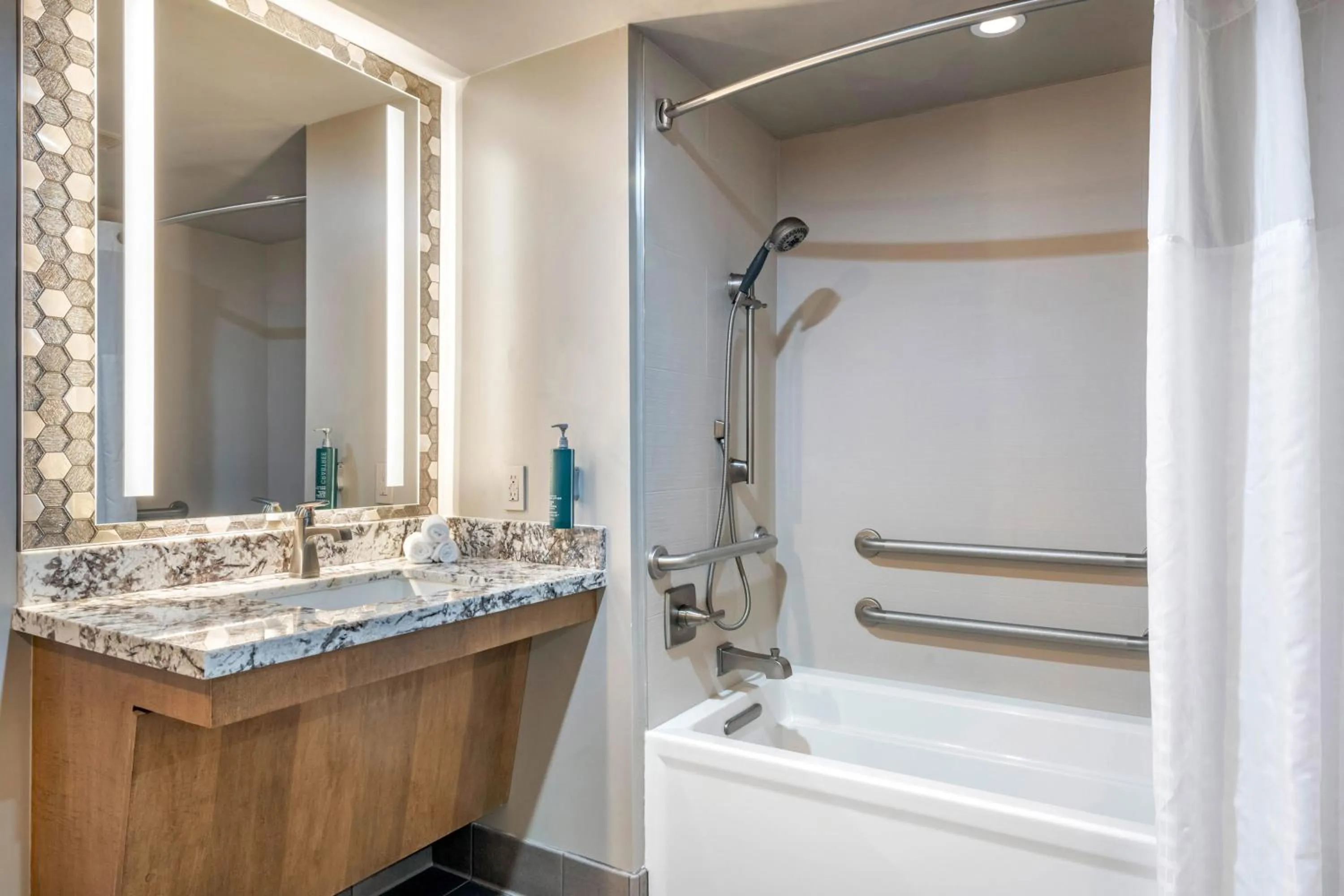 Bathroom in Hilton Vacation Club Tahoe Seasons Lake Tahoe