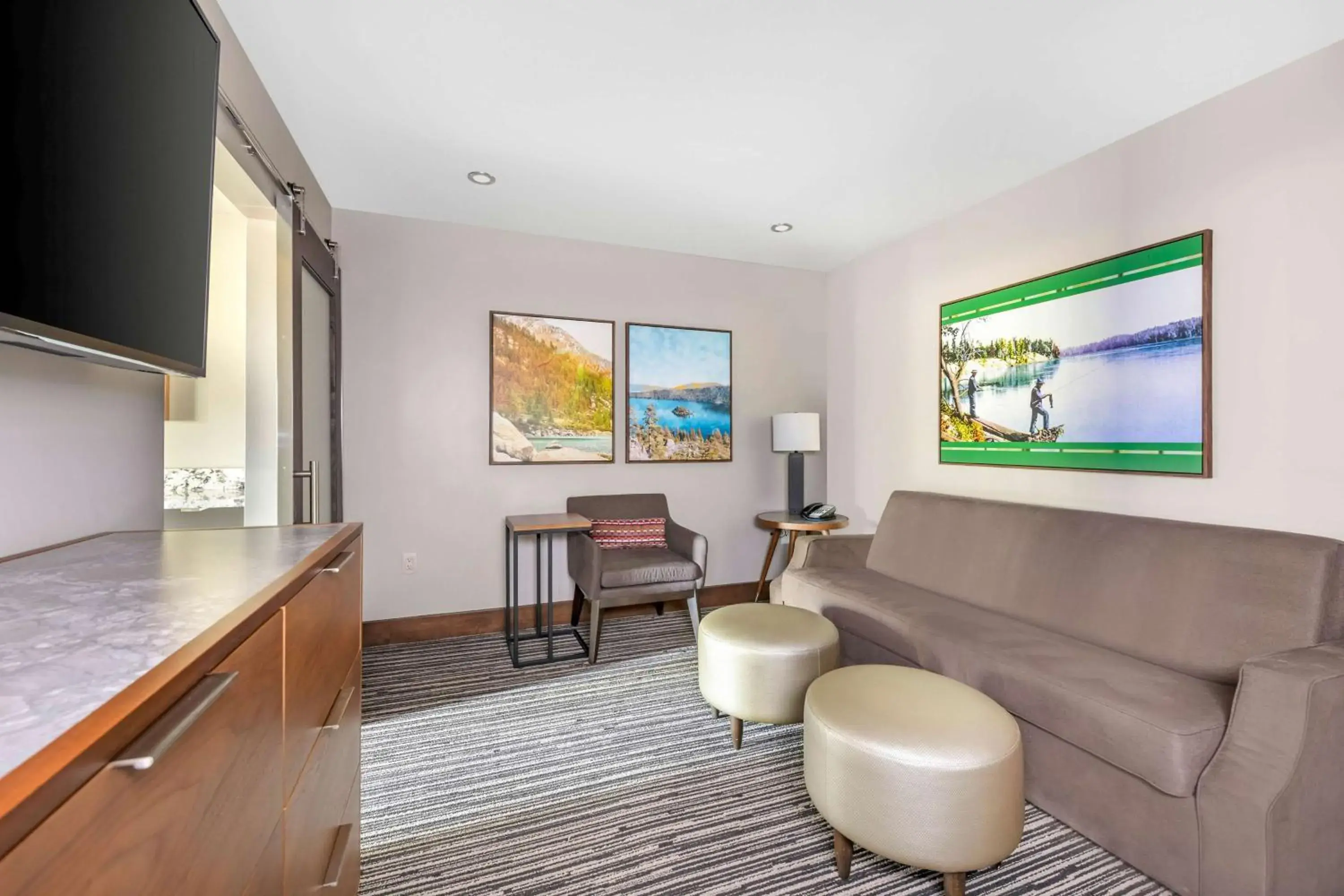 One-Bedroom King Suite with Sofa Bed in Hilton Vacation Club Tahoe Seasons Lake Tahoe One-Bedroom King Suite with Sofa Bed in Hilton Vacation Club Tahoe Seasons Lake Tahoe