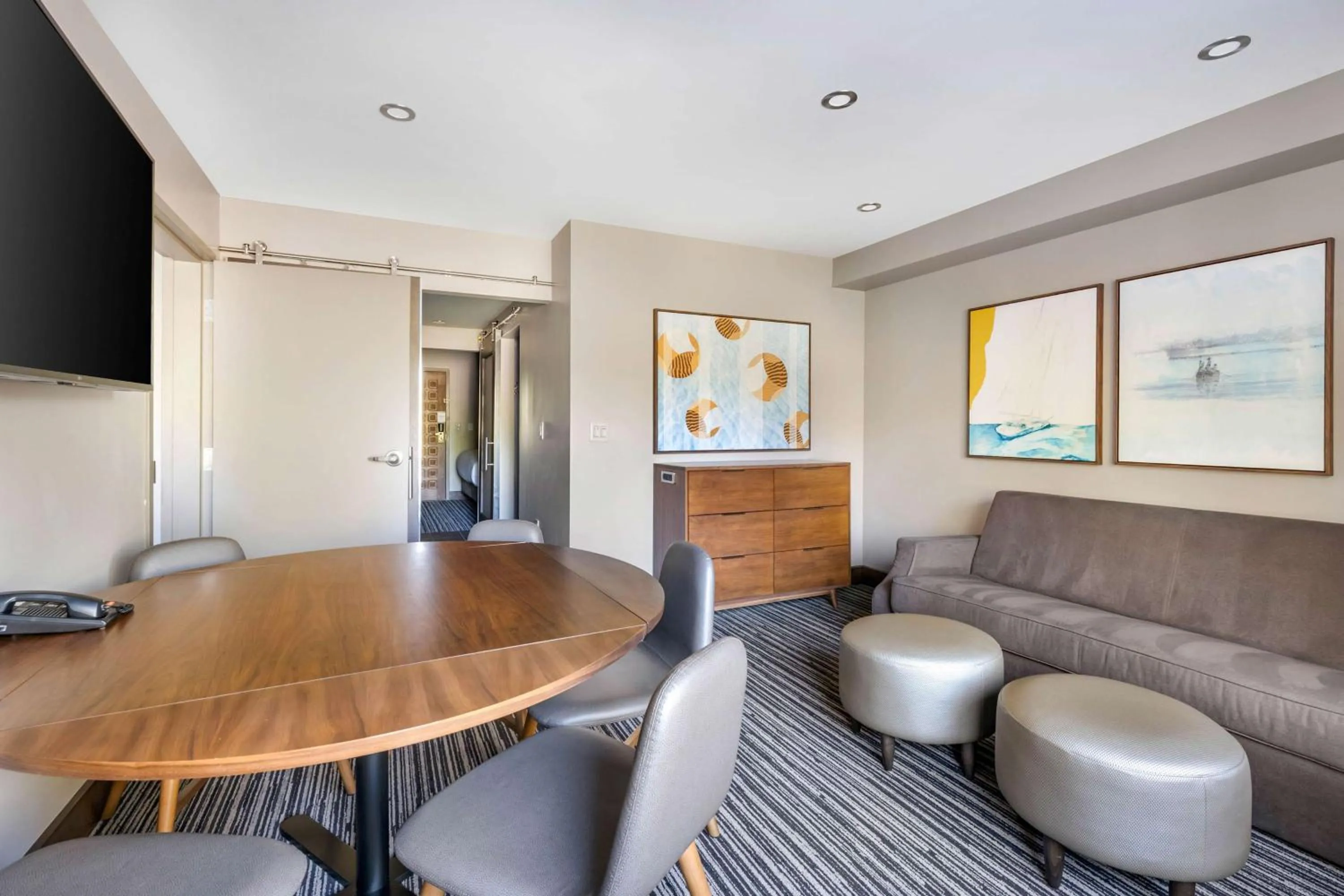 Living room in Hilton Vacation Club Tahoe Seasons Lake Tahoe