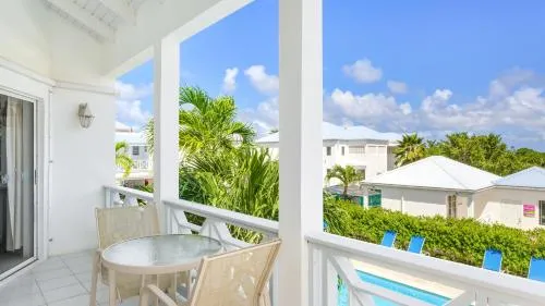 Shoal Bay Villas