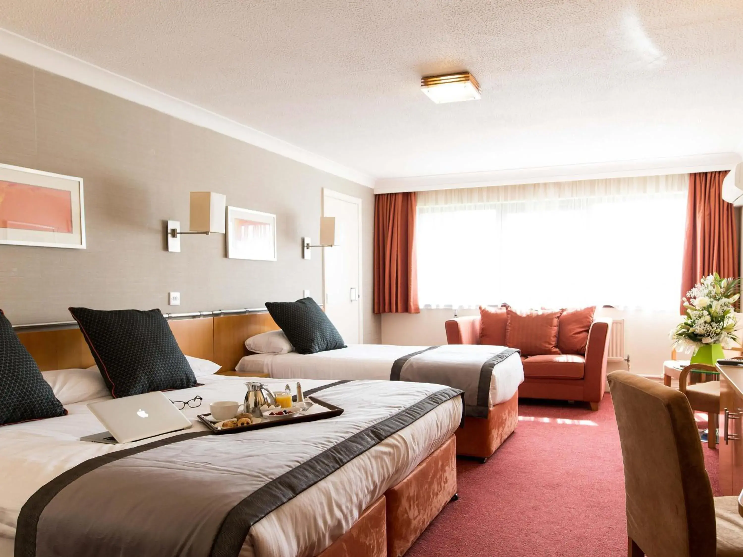 Bedroom, Bed in Mercure Newcastle George Washington Hotel Golf & Spa Bedroom, Bed in Mercure Newcastle George Washington Hotel Golf & Spa