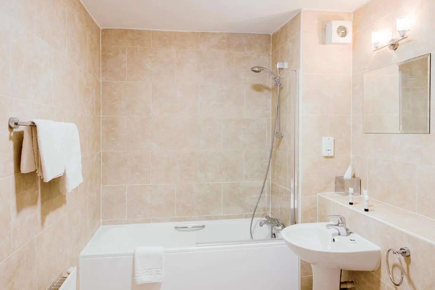 Bathroom in Muthu Clumber Park Hotel and Spa