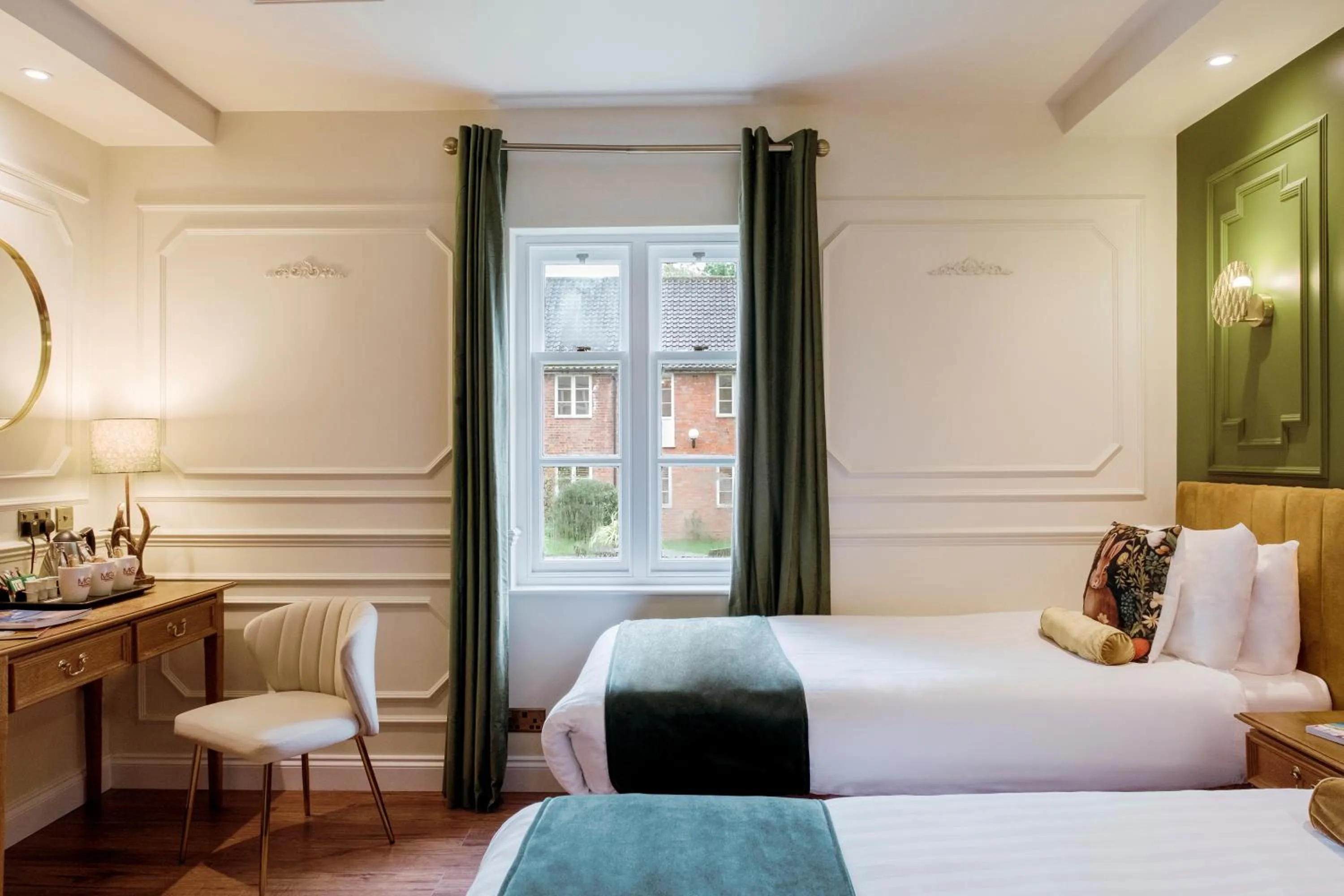 Bedroom, Bed in Muthu Clumber Park Hotel and Spa