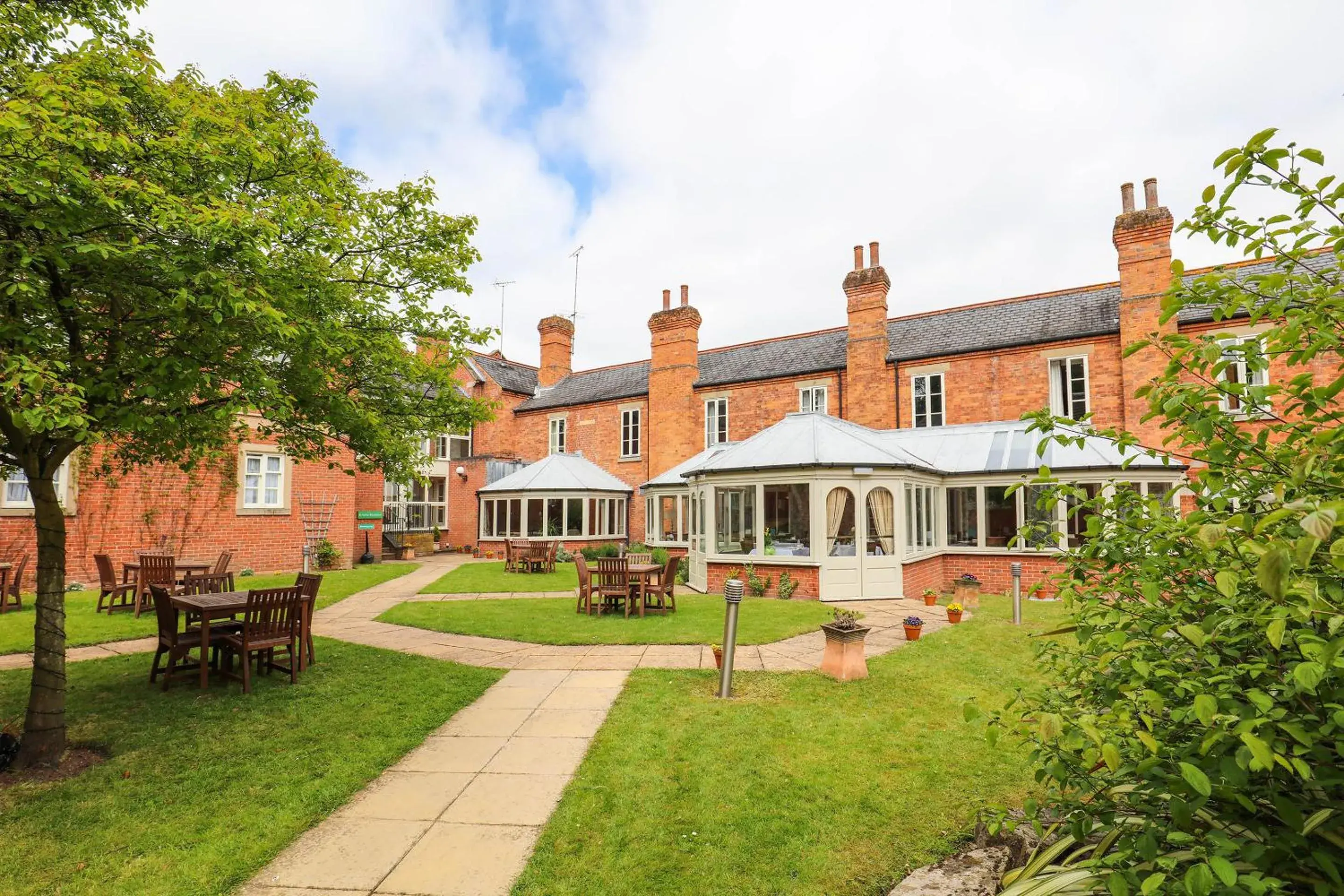 Property building in Muthu Clumber Park Hotel and Spa Property building in Muthu Clumber Park Hotel and Spa