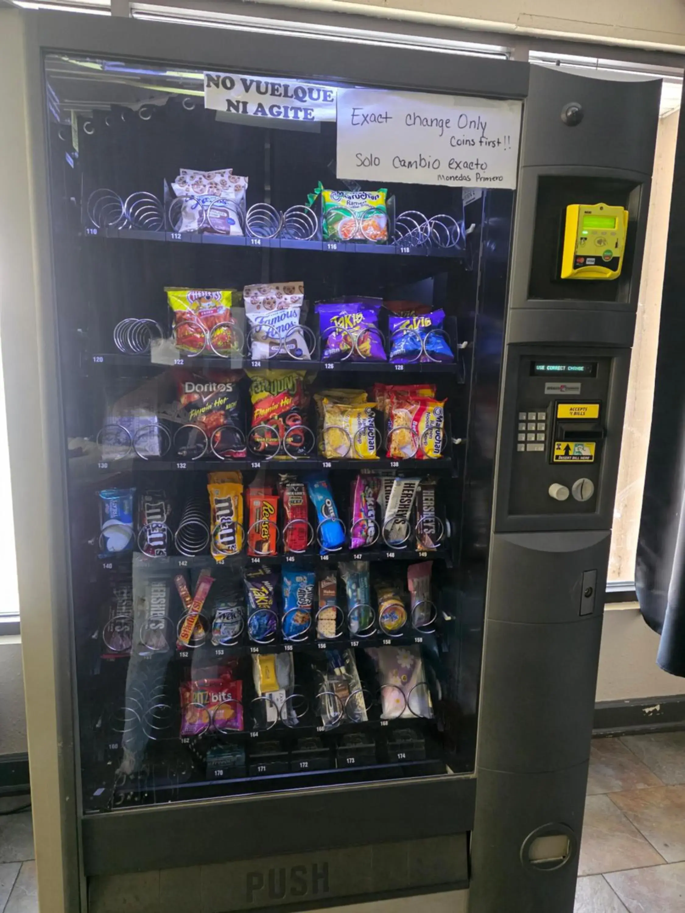 Lobby or reception in Ramada by Wyndham Savannah Gateway Lobby or reception in Ramada by Wyndham Savannah Gateway