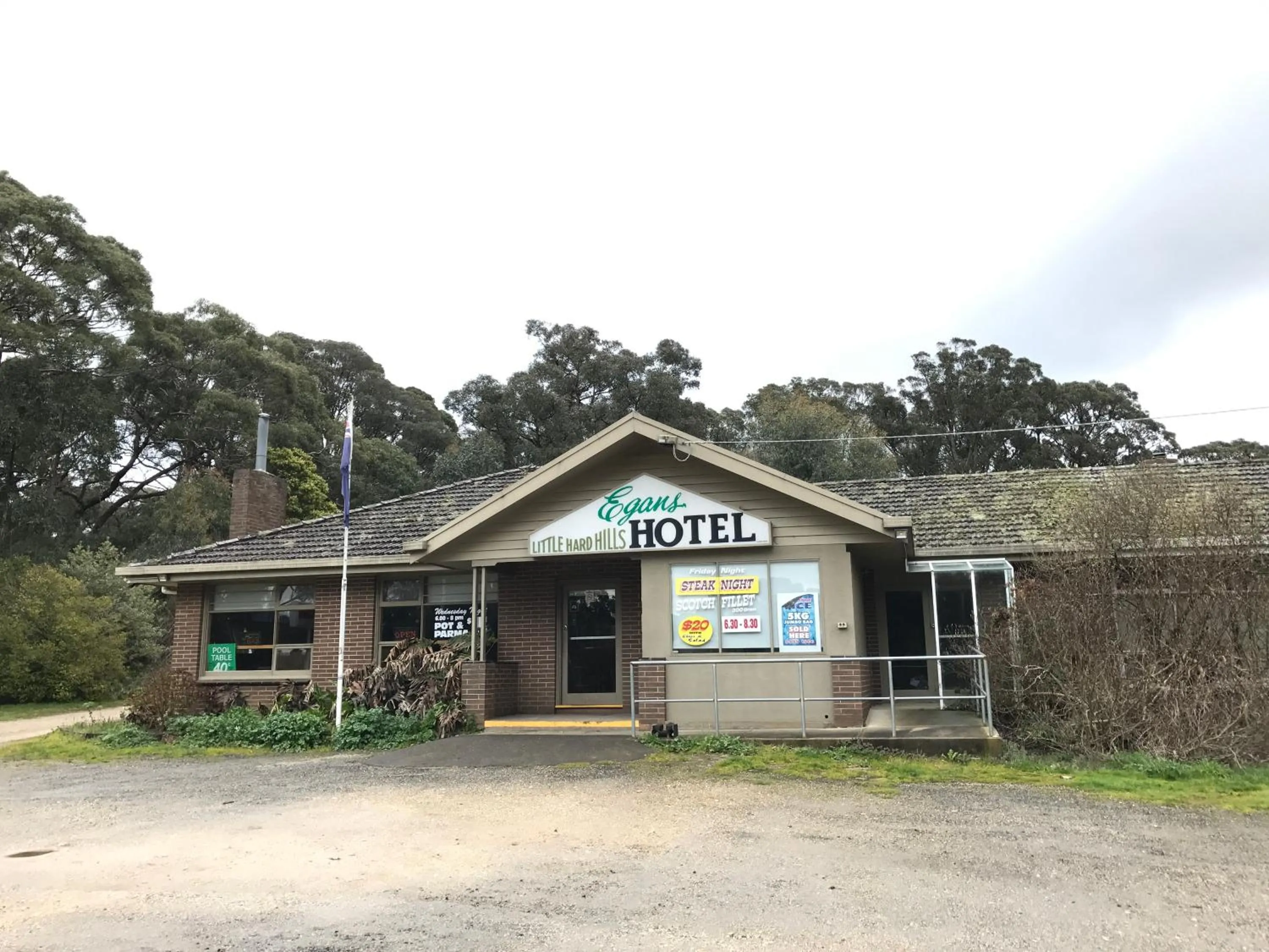 Restaurant/places to eat in Helen's Homestead