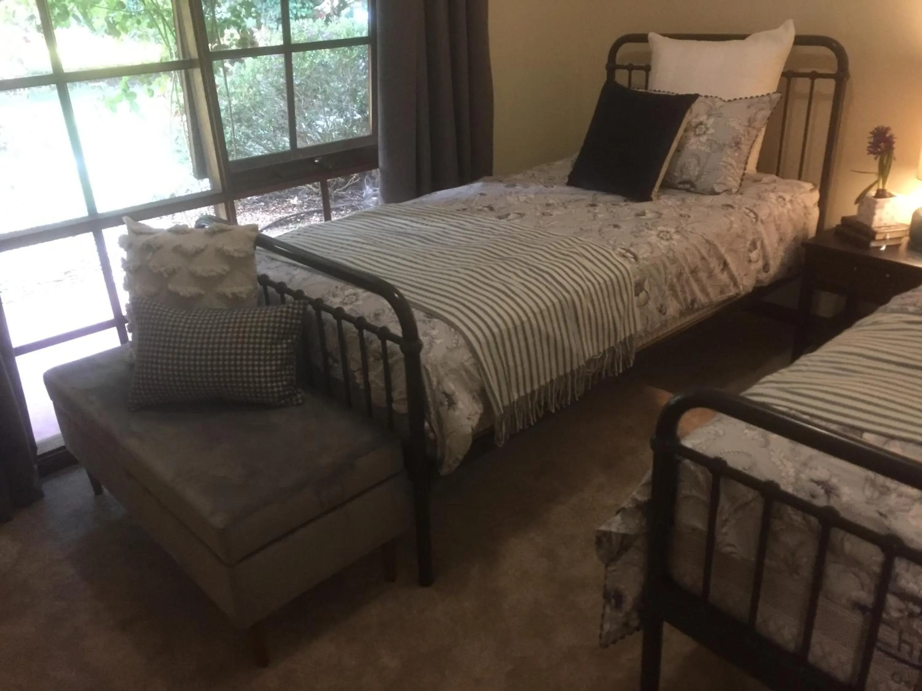 Other, Bed in Helen's Homestead