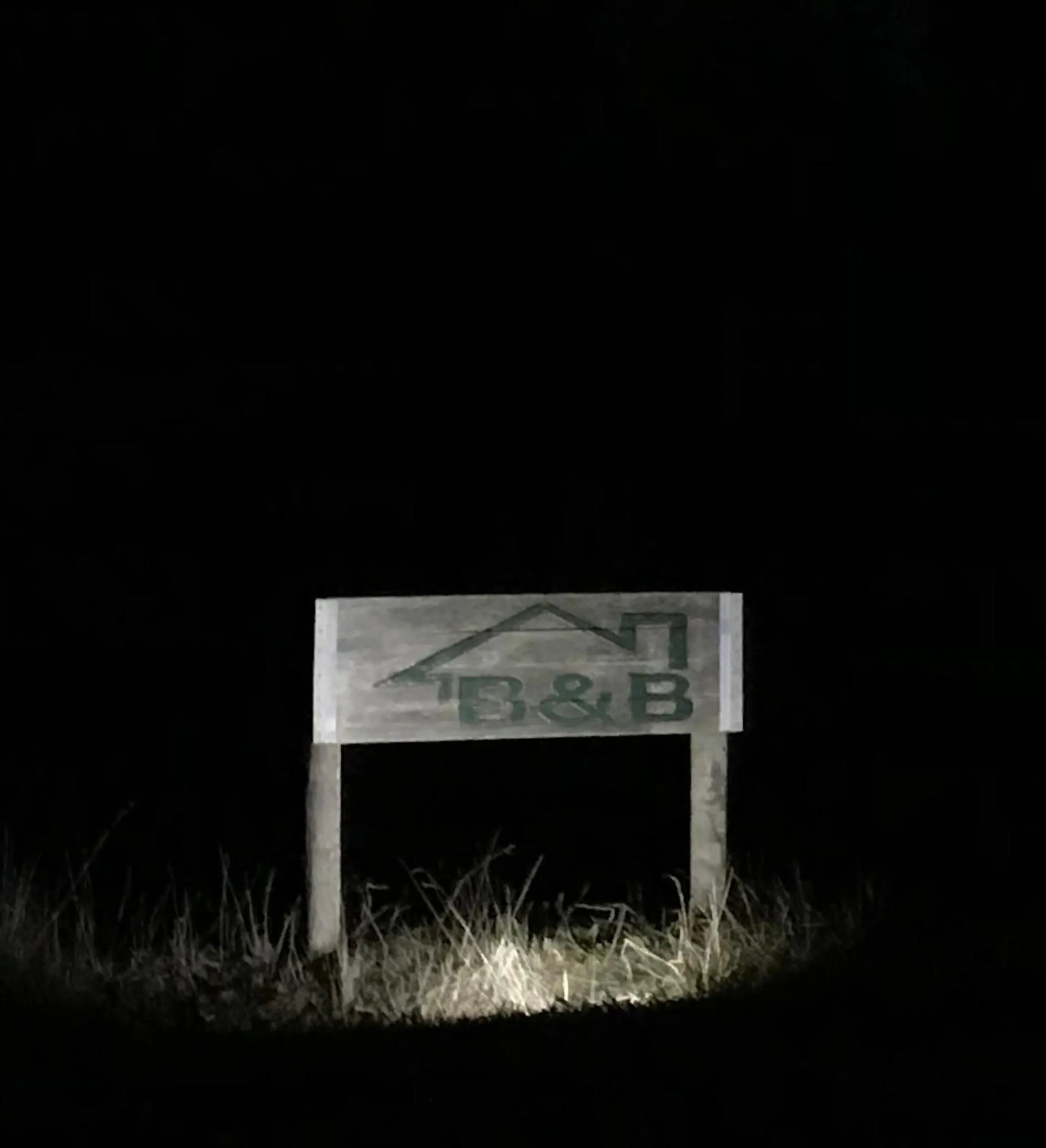 Property logo or sign in Helen's Homestead