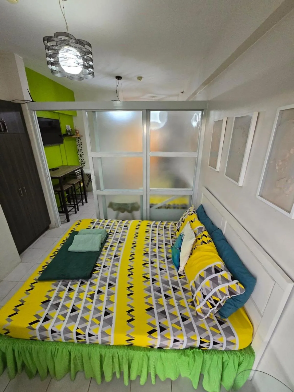 Mary's Crib Cityland Prime Tagaytay with Free Wifi