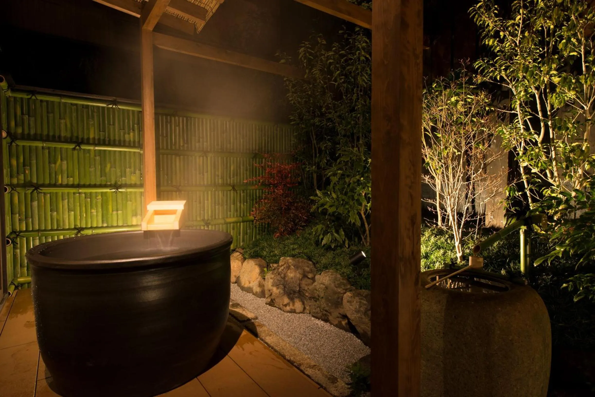 Garden in Kamishichiken Oku