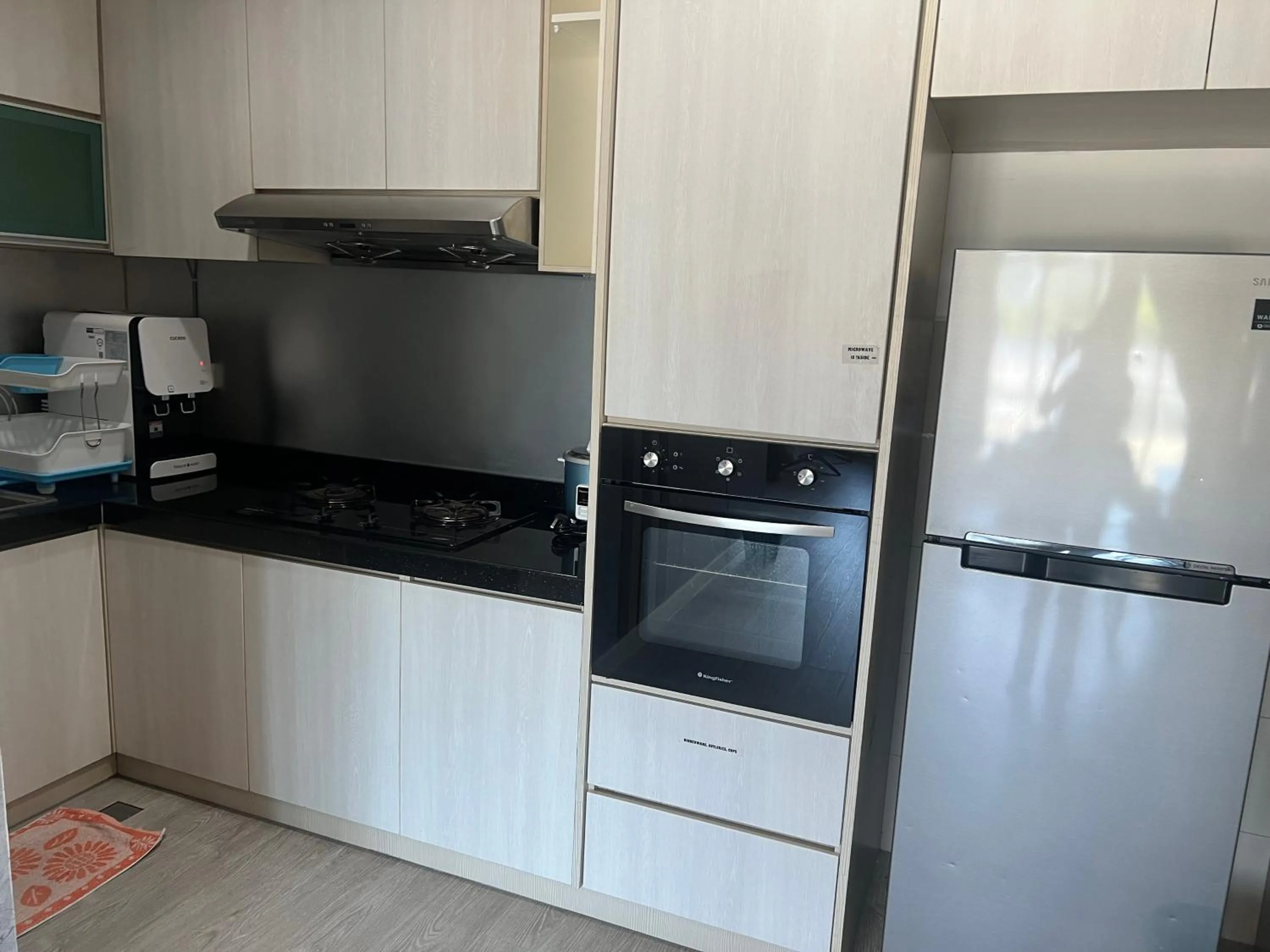 Kitchen or kitchenette in Borneo Coastal Residence @ IMAGO Mall