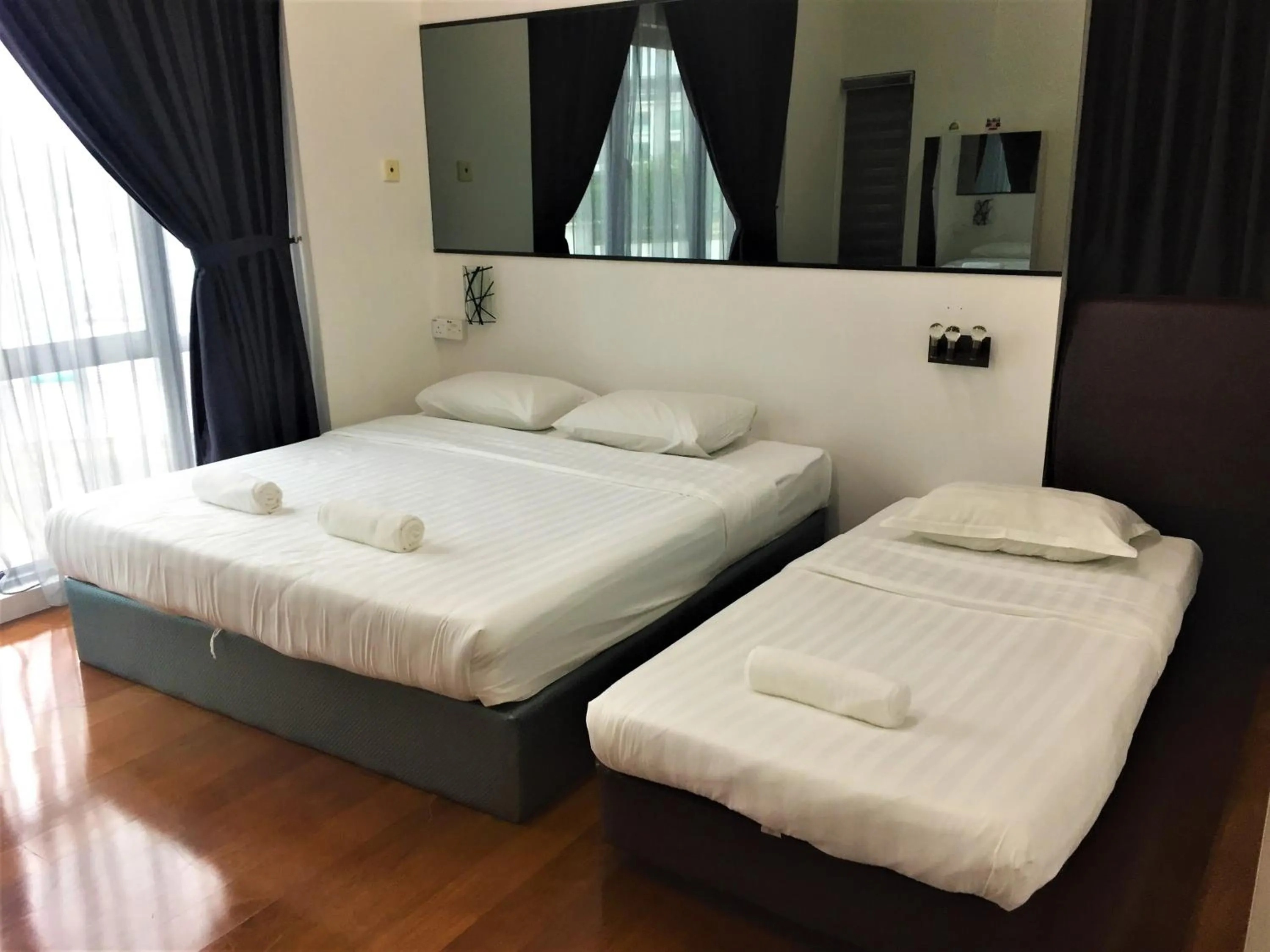 Bedroom, Bed in Borneo Coastal Residence @ IMAGO Mall