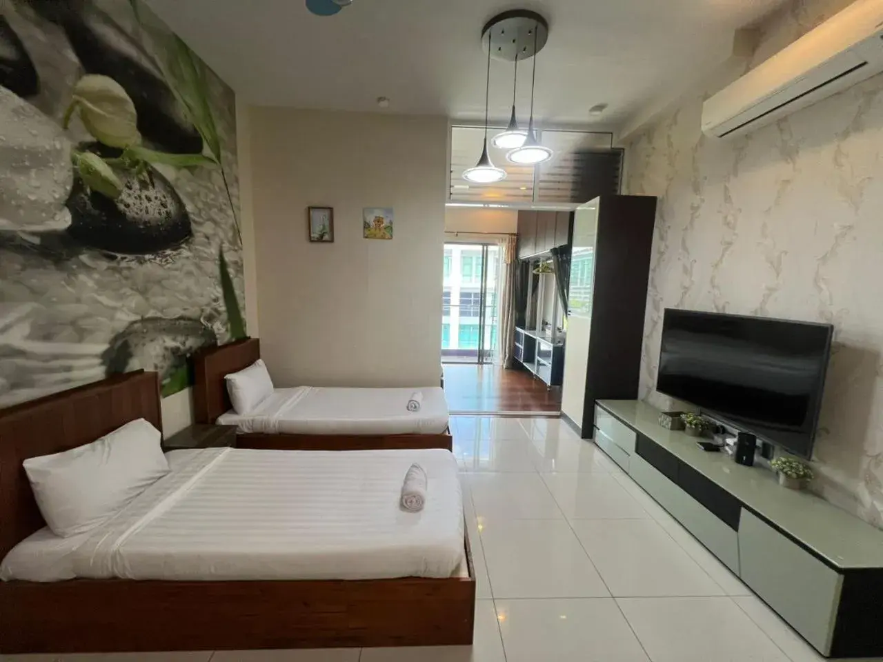 Bed in Borneo Coastal Residence @ IMAGO Mall Bed in Borneo Coastal Residence @ IMAGO Mall