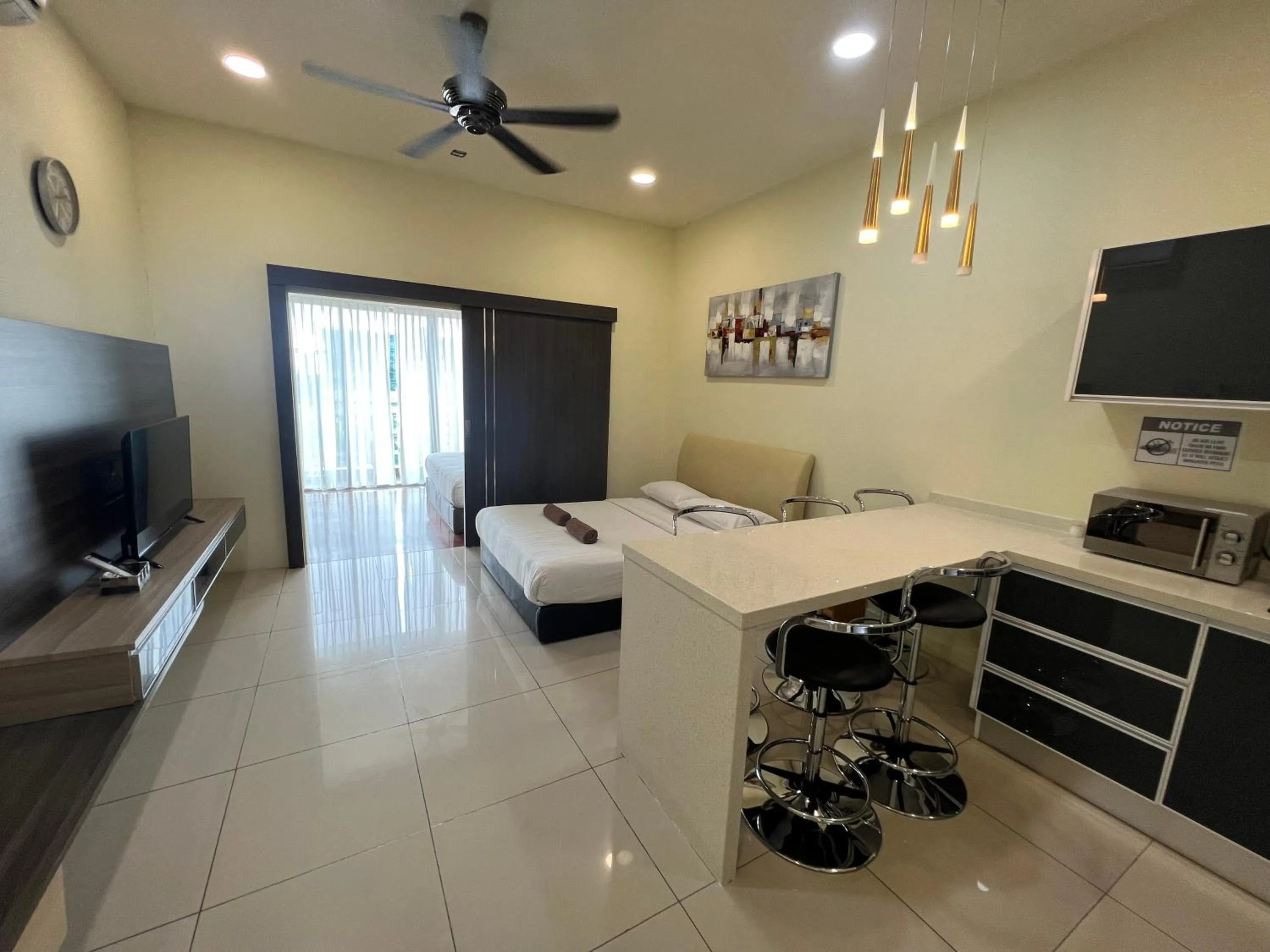 Bed in Borneo Coastal Residence @ IMAGO Mall