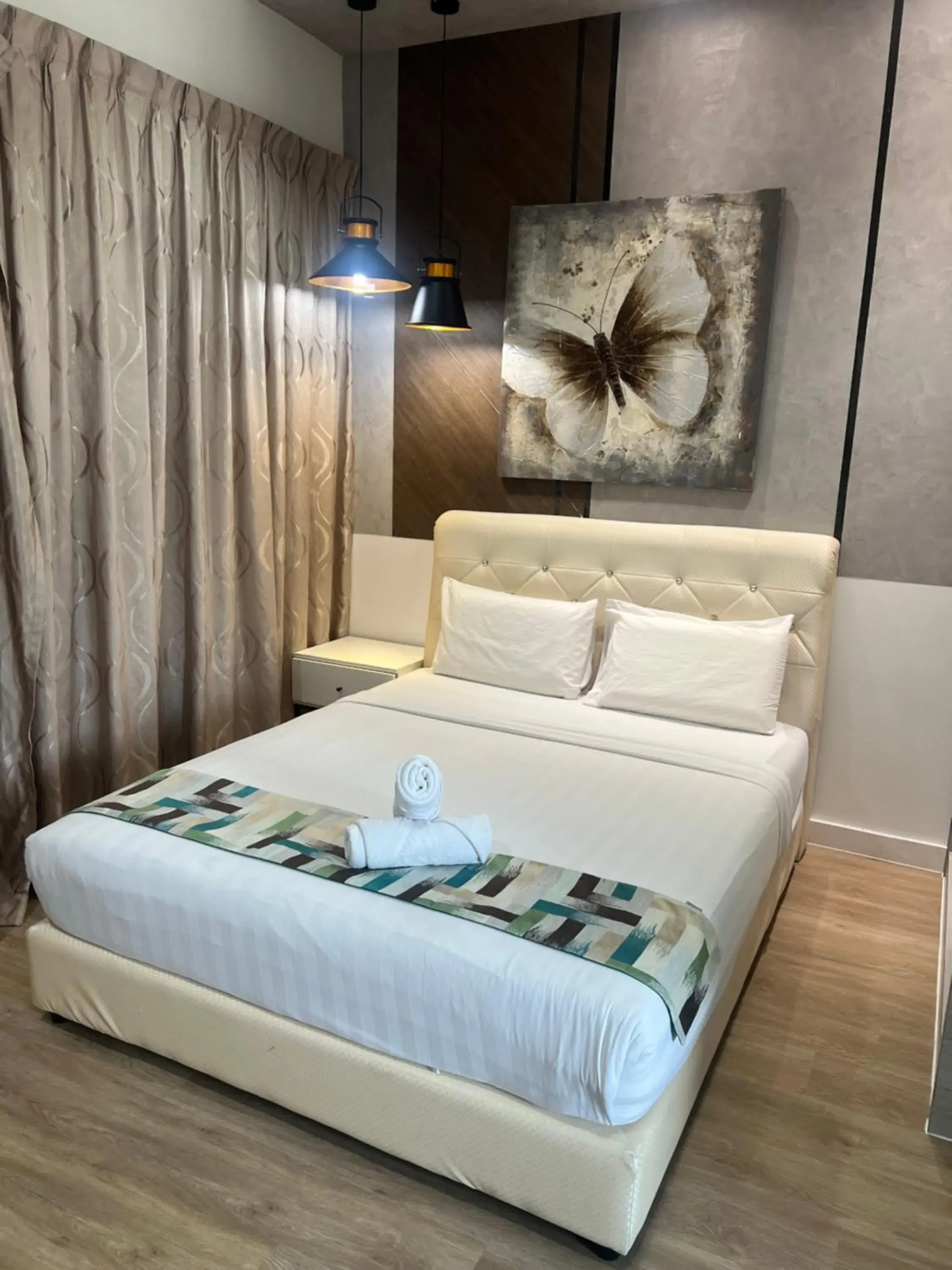 Bed in Borneo Coastal Residence @ IMAGO Mall Bed in Borneo Coastal Residence @ IMAGO Mall