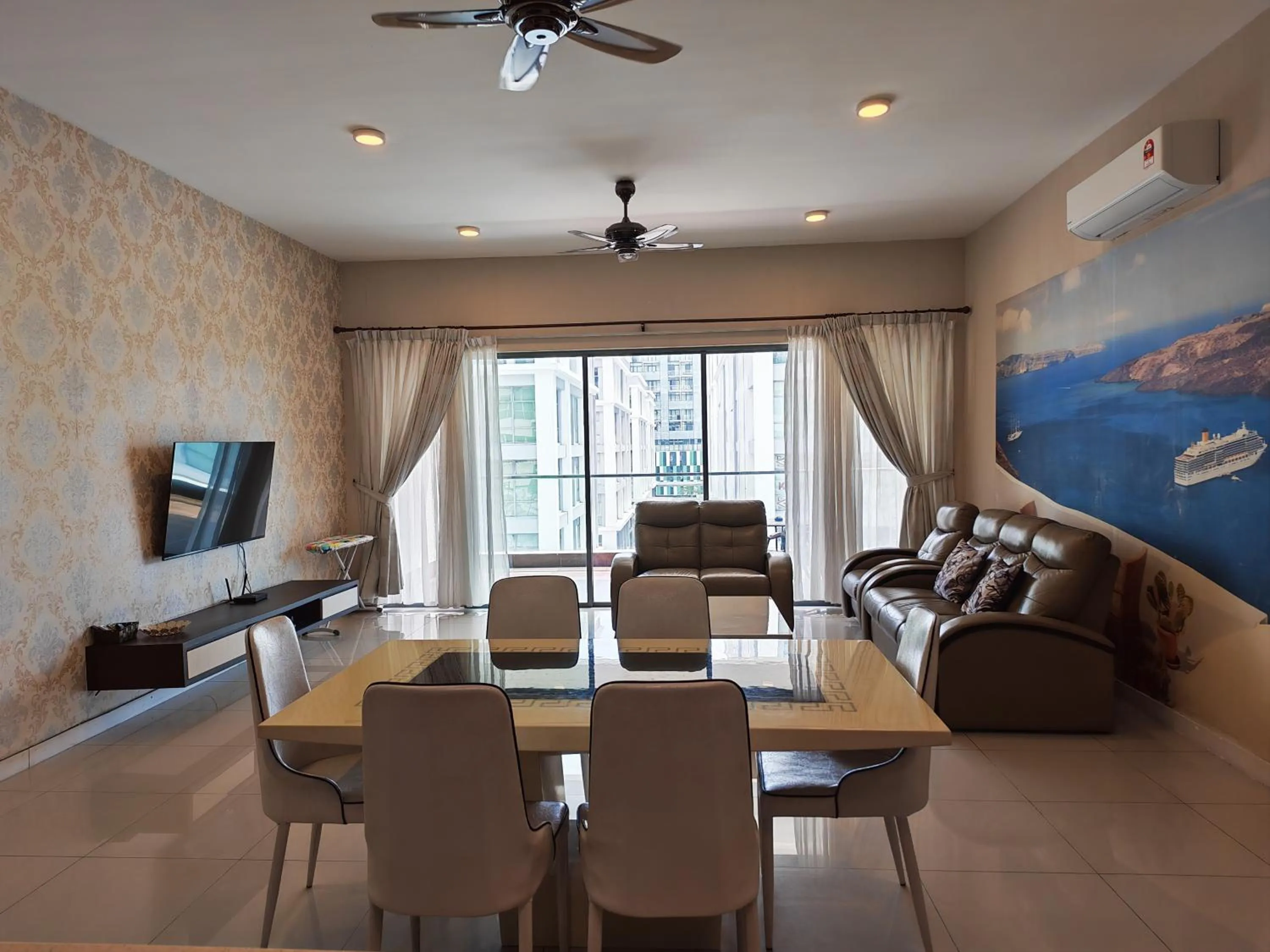 Borneo Coastal Residence @ IMAGO Mall