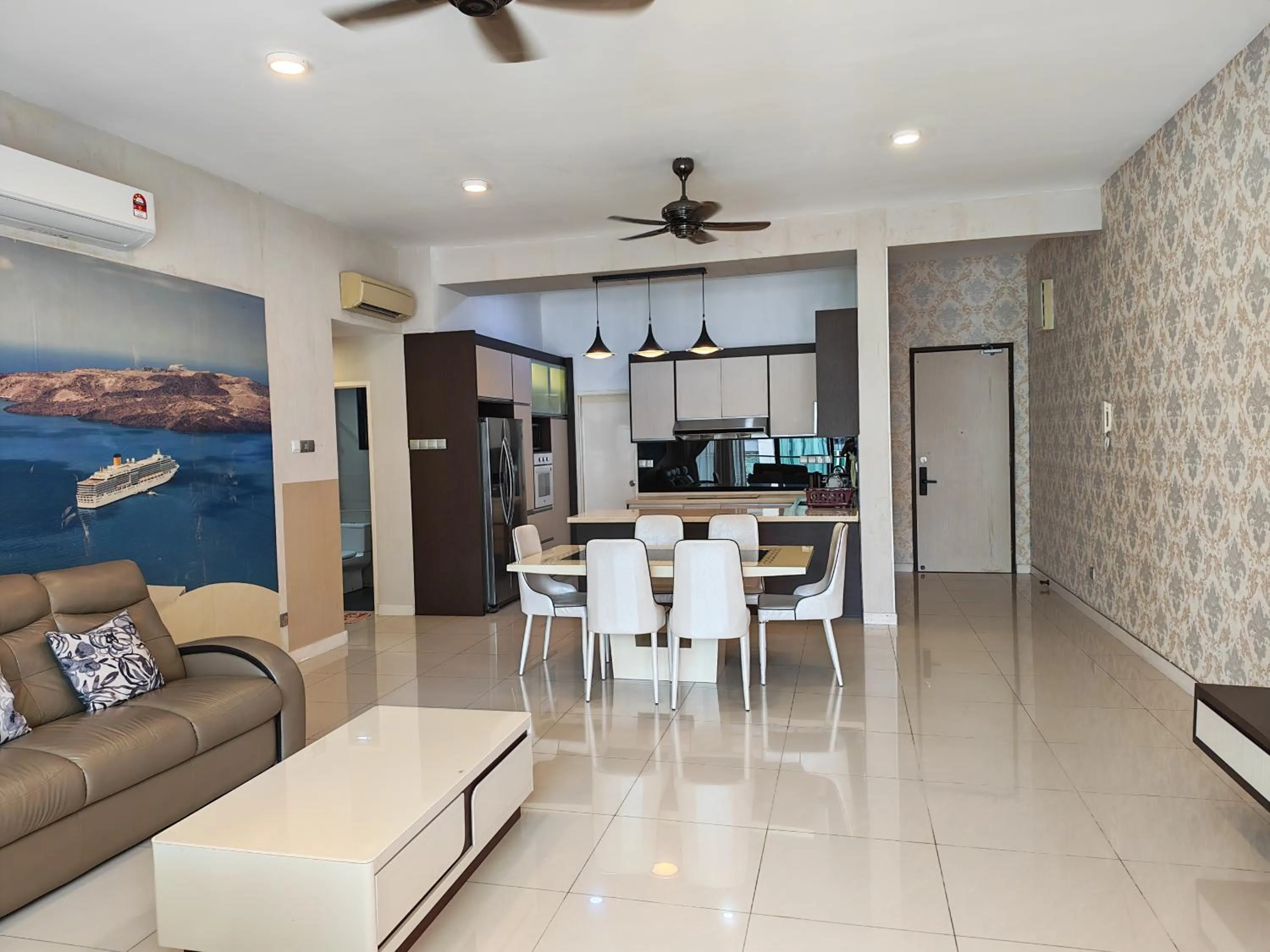 Borneo Coastal Residence @ IMAGO Mall