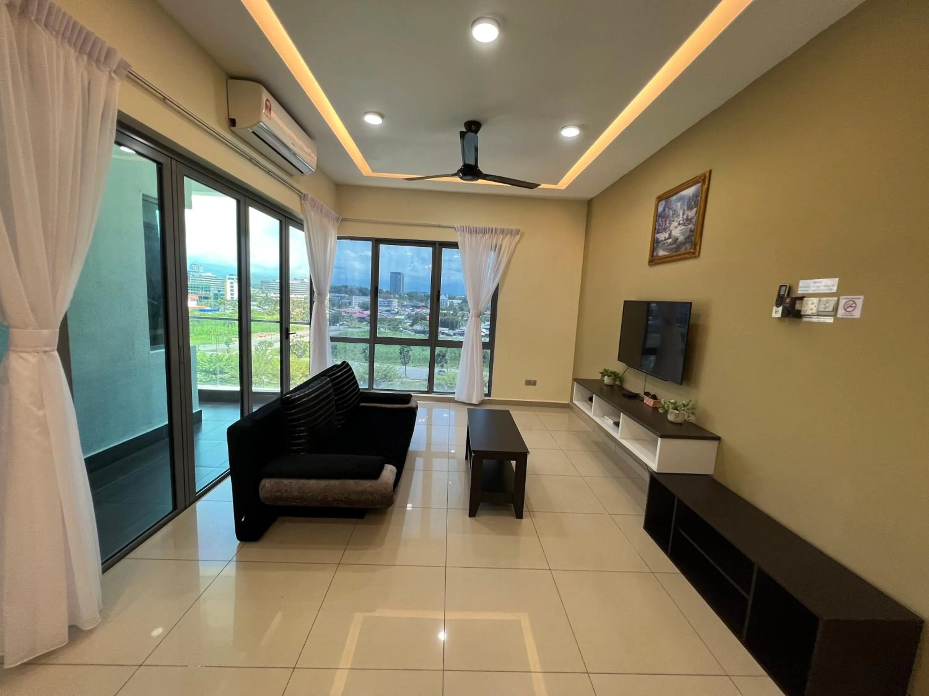 TV and multimedia in Borneo Coastal Residence @ IMAGO Mall