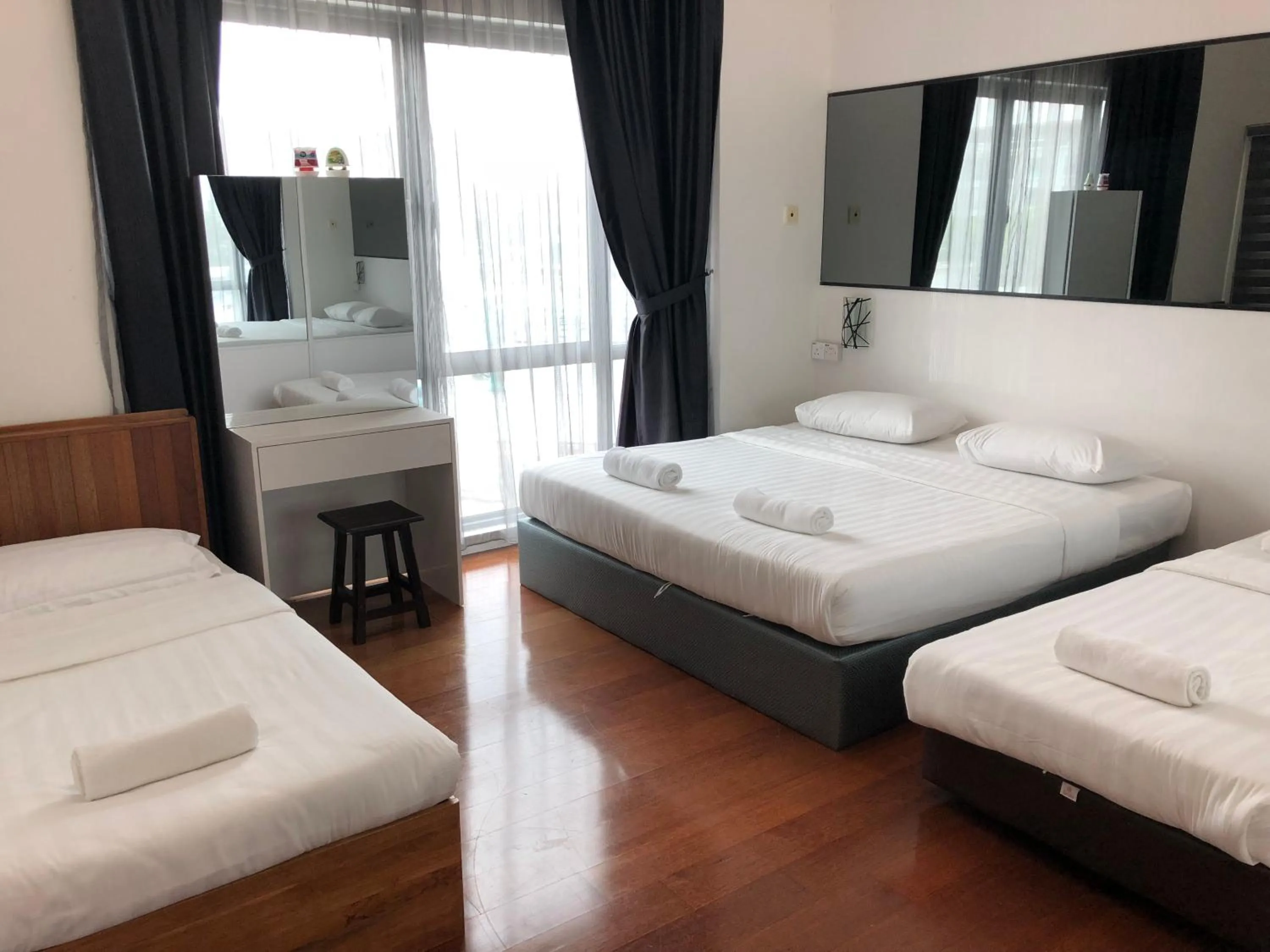 Bed in Borneo Coastal Residence @ IMAGO Mall