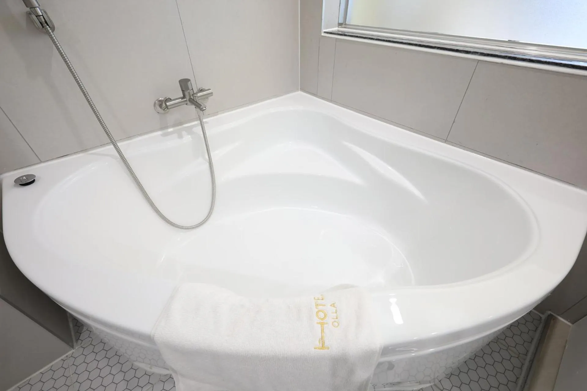 Hot Tub in SongJeong Olla Hotel