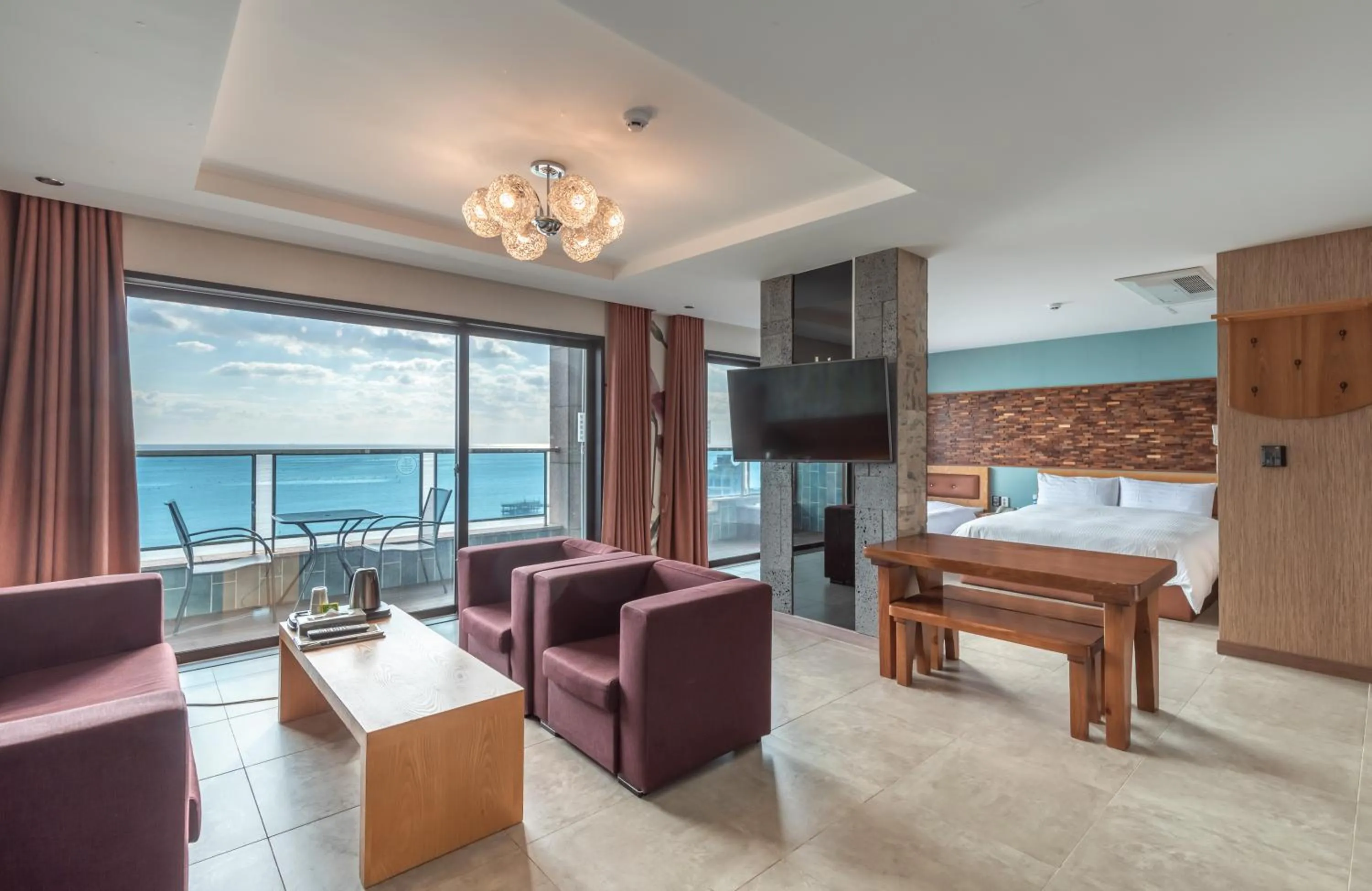 Sea view in SongJeong Olla Hotel