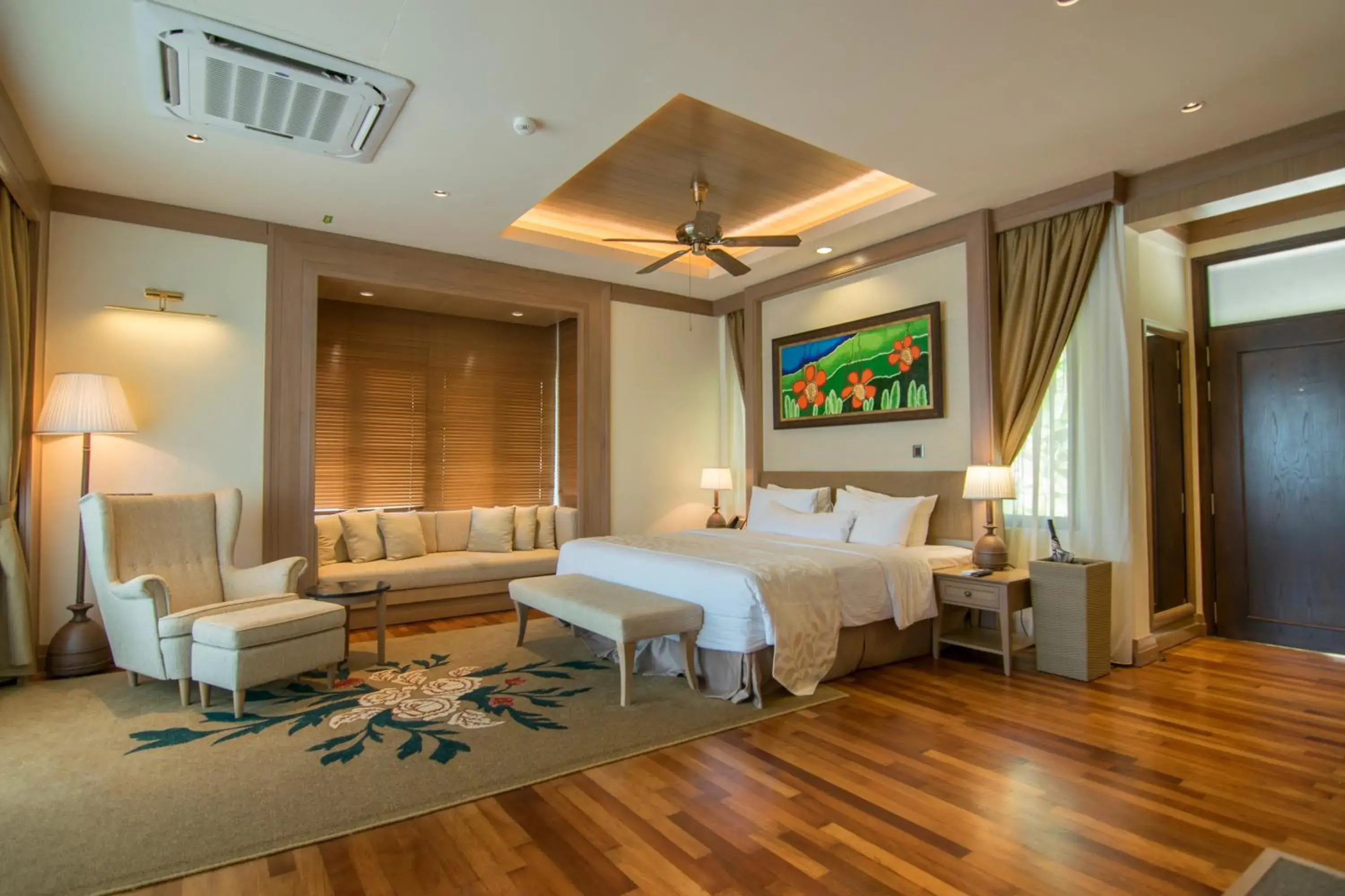 Bed in Royale Chulan Cherating Villa Bed in Royale Chulan Cherating Villa