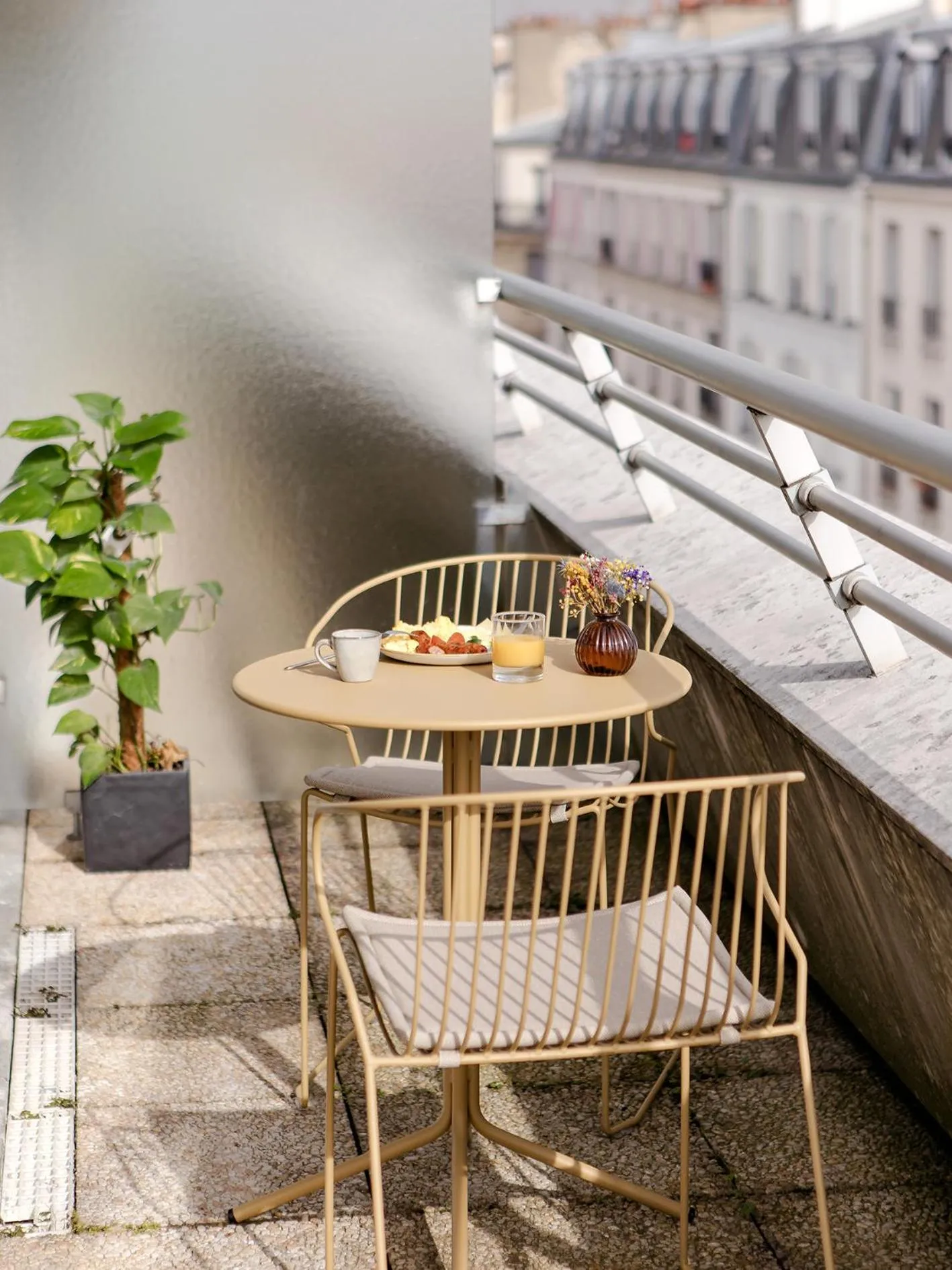 Balcony/Terrace in Residence Inn by Marriott Paris Didot Montparnasse