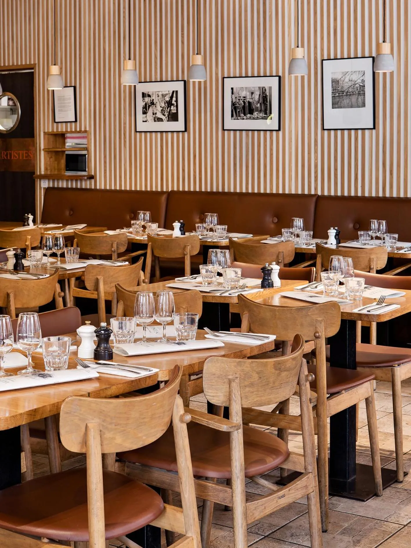 Restaurant/places to eat in Residence Inn by Marriott Paris Didot Montparnasse