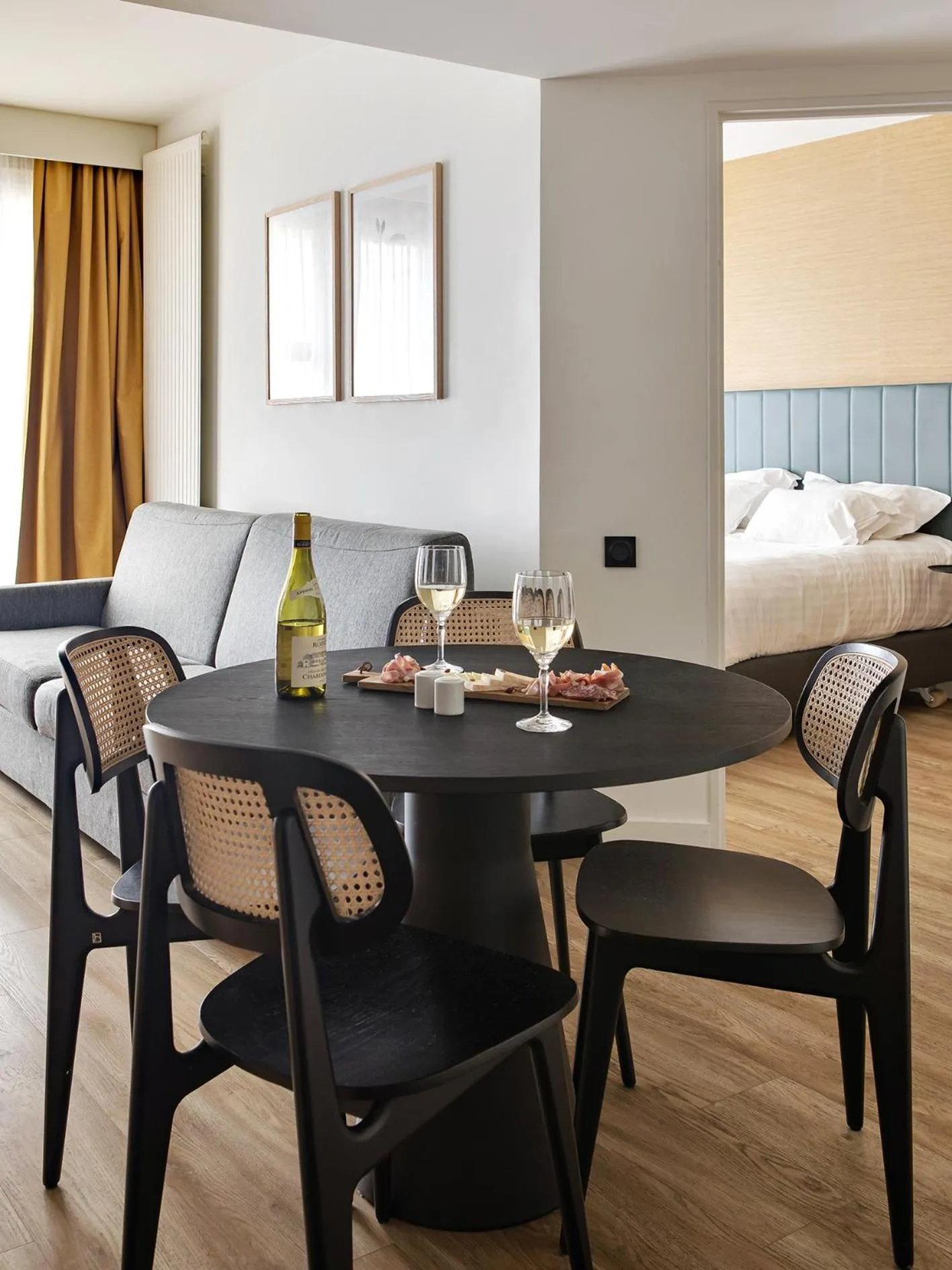 Living room, Bed in Residence Inn by Marriott Paris Didot Montparnasse