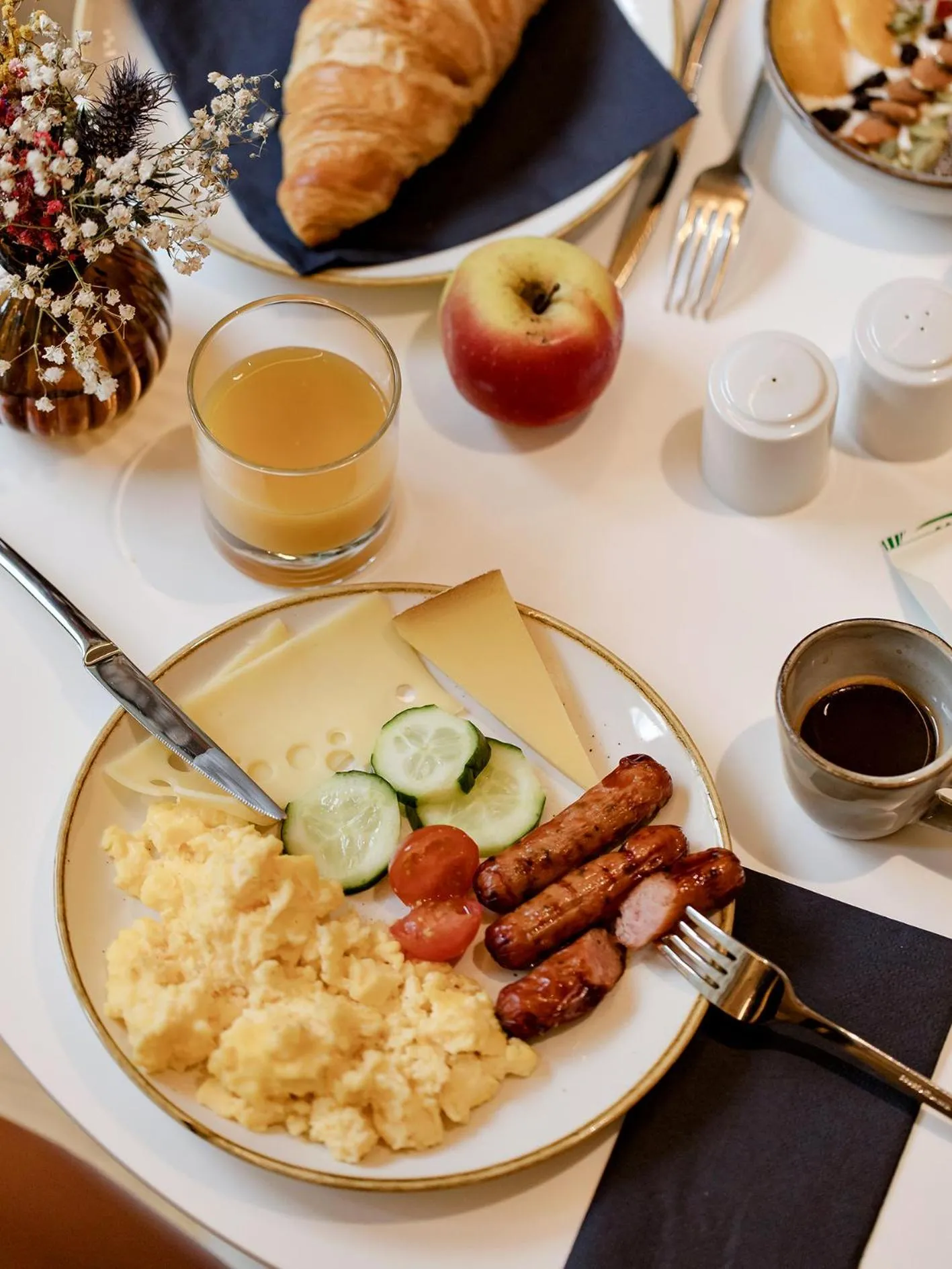 Buffet breakfast in Residence Inn by Marriott Paris Didot Montparnasse