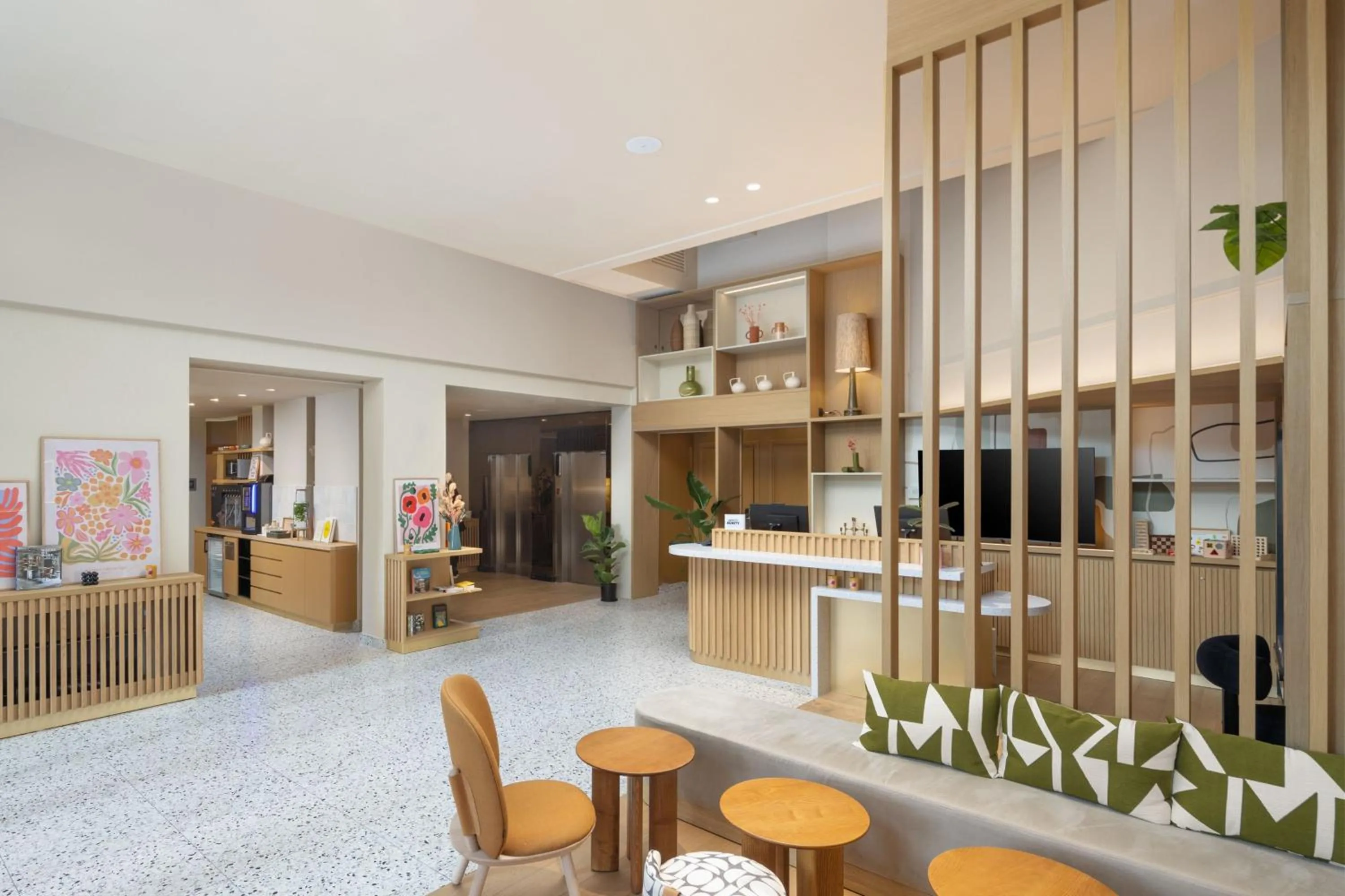 Lobby or reception in Residence Inn by Marriott Paris Didot Montparnasse