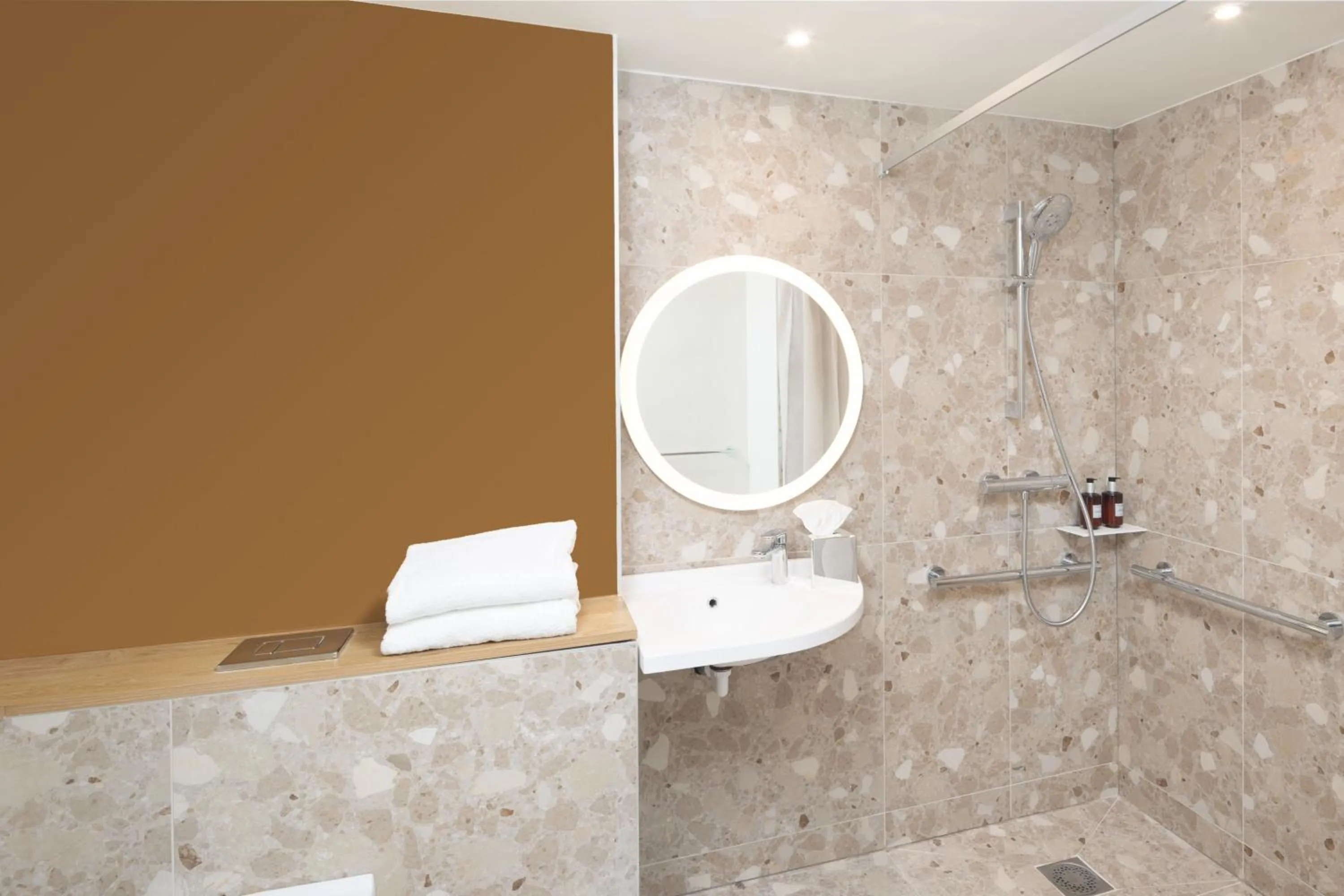 Bathroom in Residence Inn by Marriott Paris Didot Montparnasse