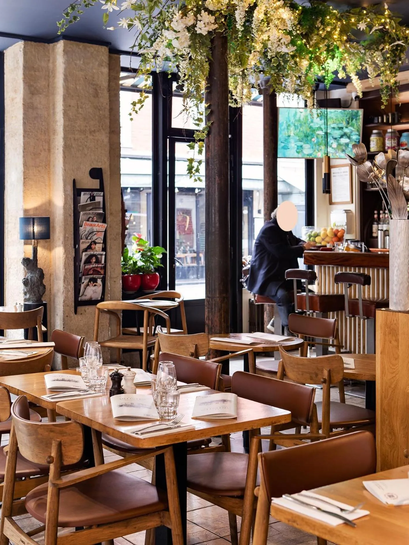 Restaurant/places to eat in Residence Inn by Marriott Paris Didot Montparnasse