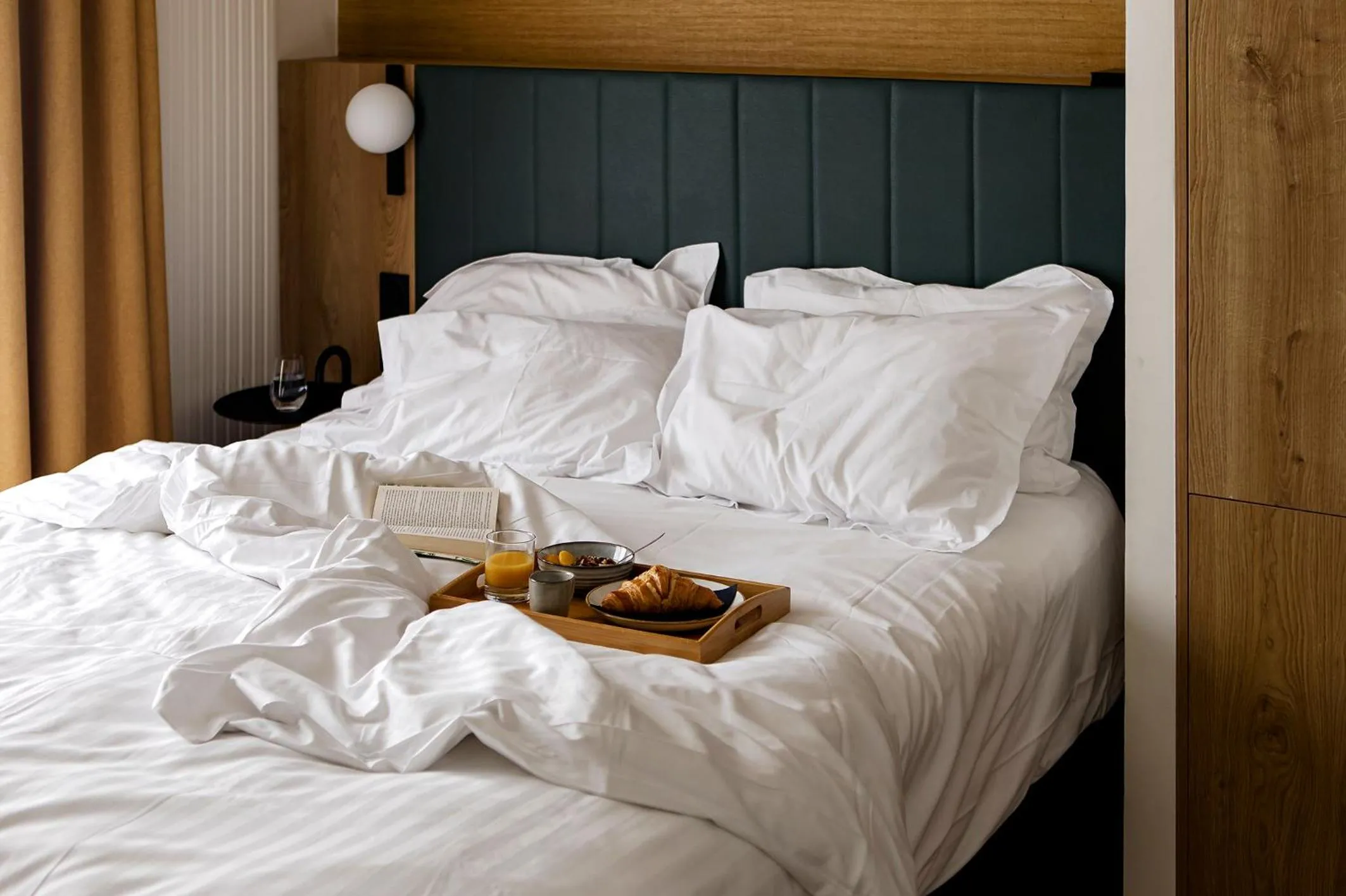Bedroom, Bed in Residence Inn by Marriott Paris Didot Montparnasse