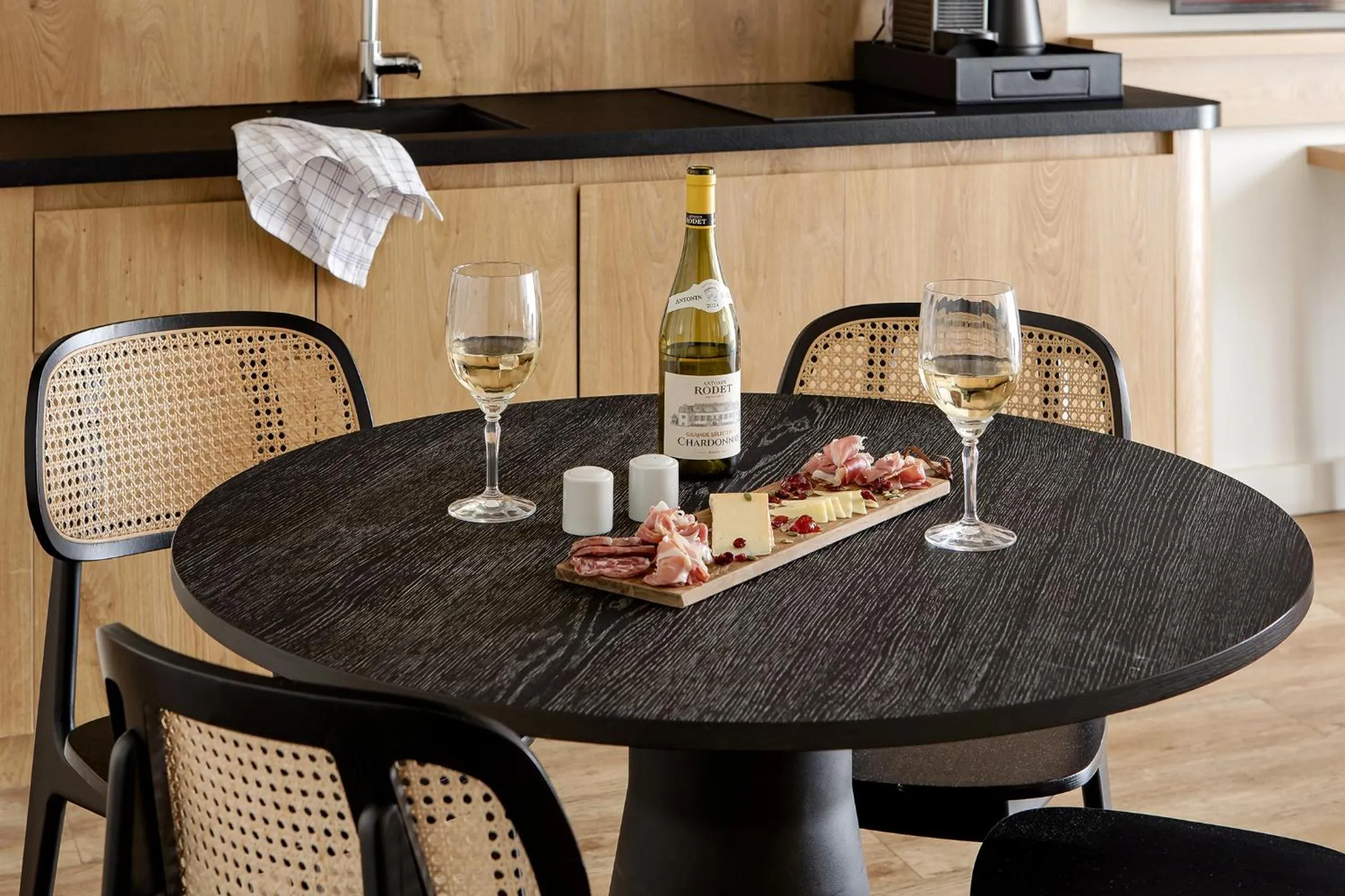 kitchen in Residence Inn by Marriott Paris Didot Montparnasse