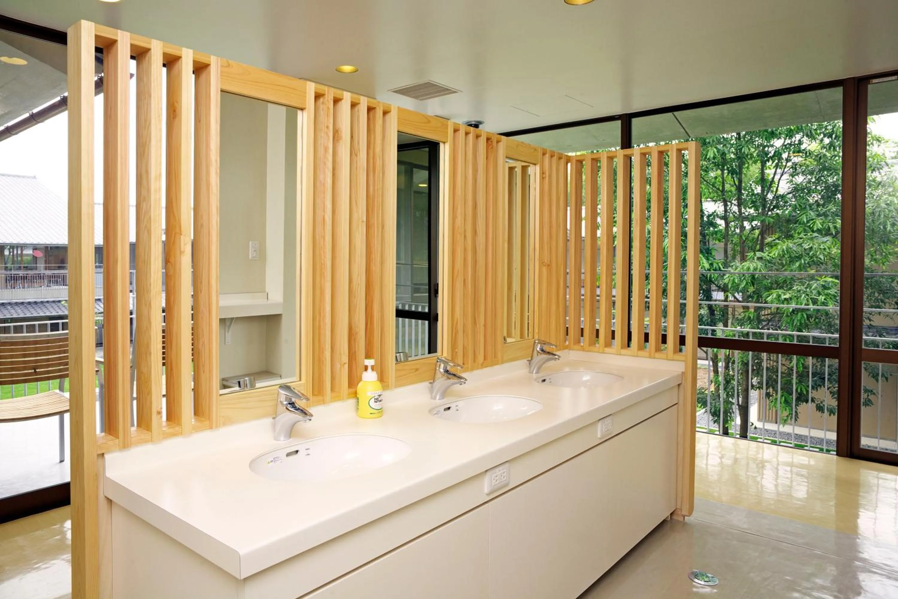 Area and facilities in Kyoto Utano Youth Hostel