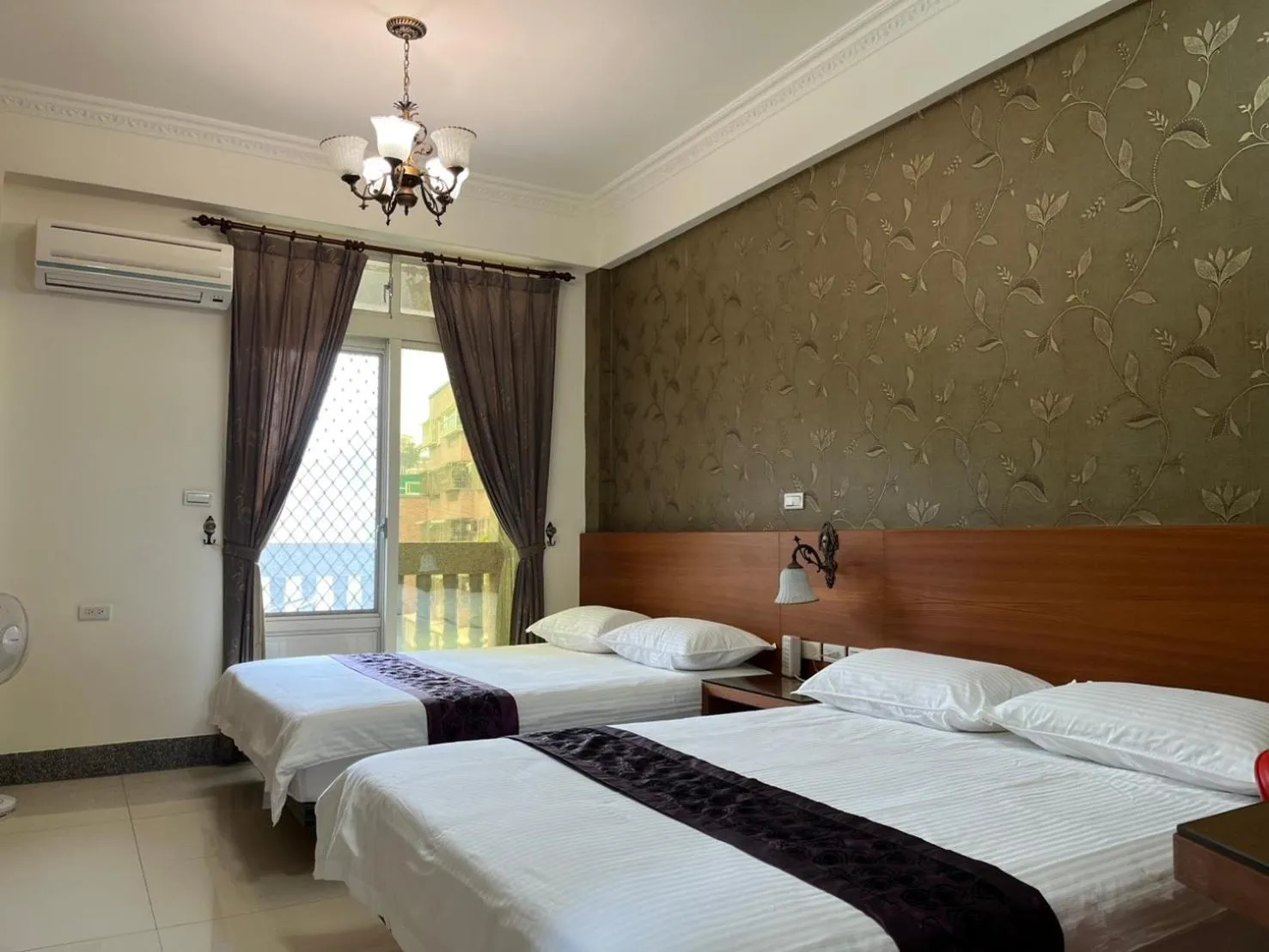 Bed in Fengming B&B