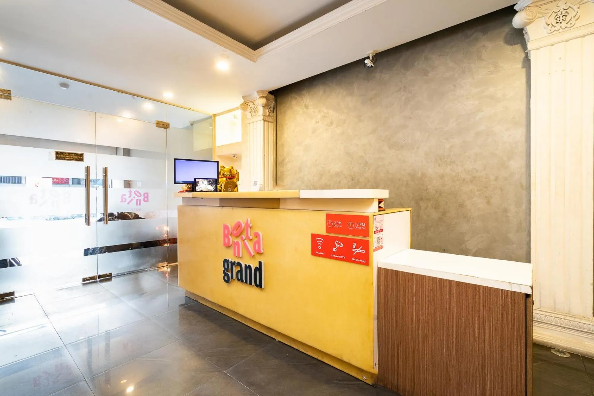 Lobby or reception in Collection O District 10 - Bonita Grand Hotel