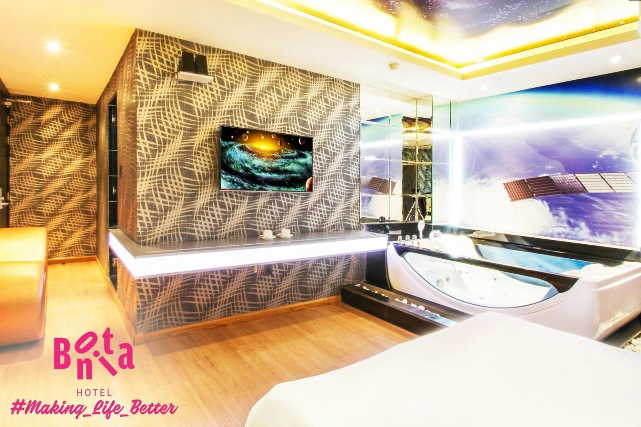 Living room in Collection O District 10 - Bonita Grand Hotel