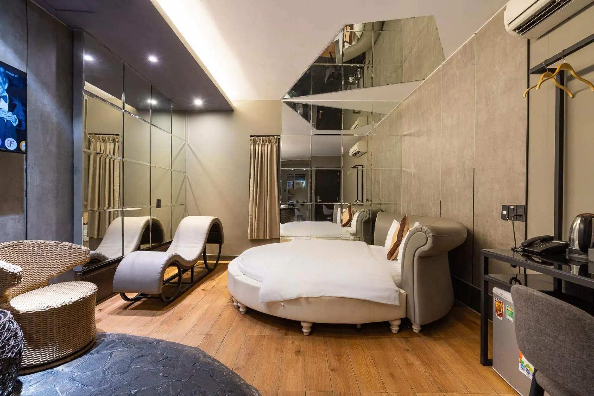 Photo of the whole room in Collection O District 10 - Bonita Grand Hotel