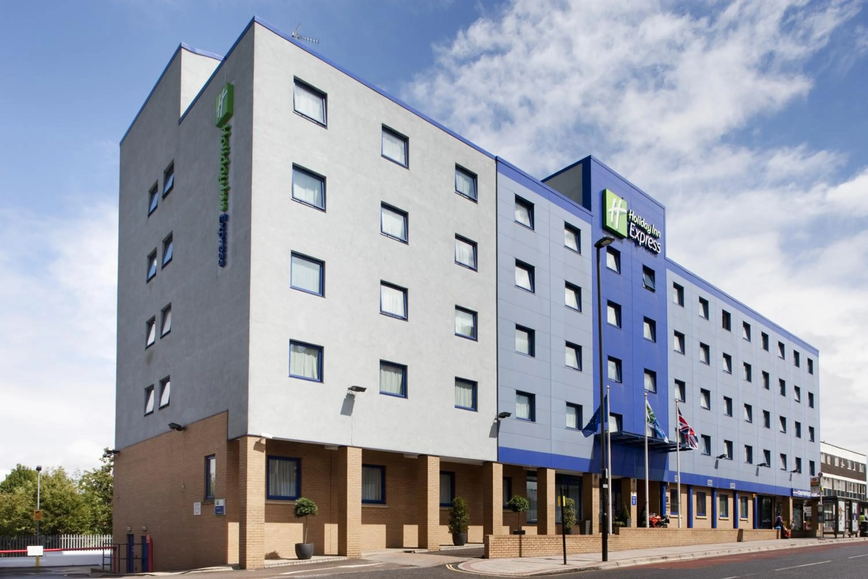 Property building in Holiday Inn Express Park Royal by IHG