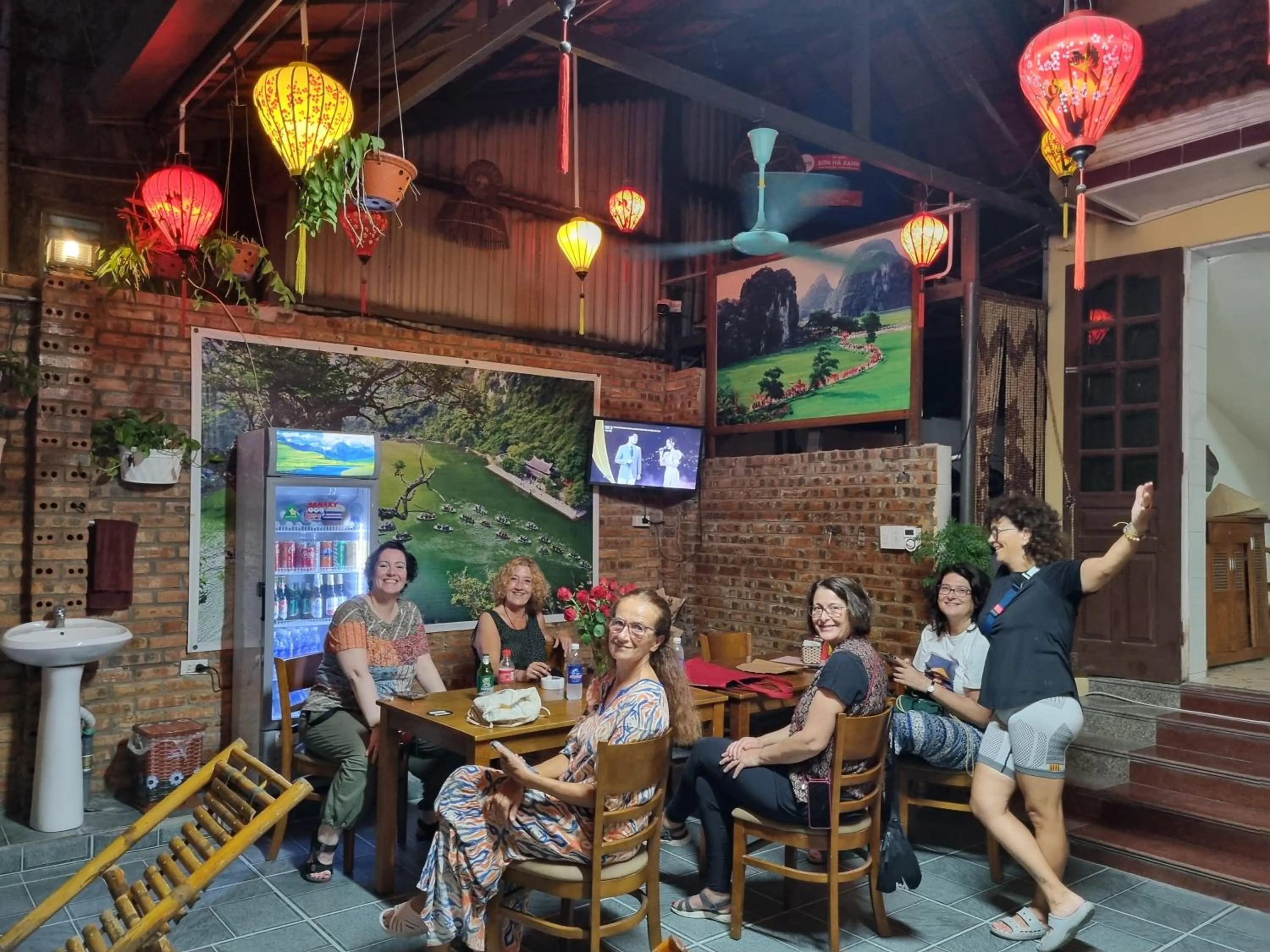 TV and multimedia in Tam Coc Family Hotel