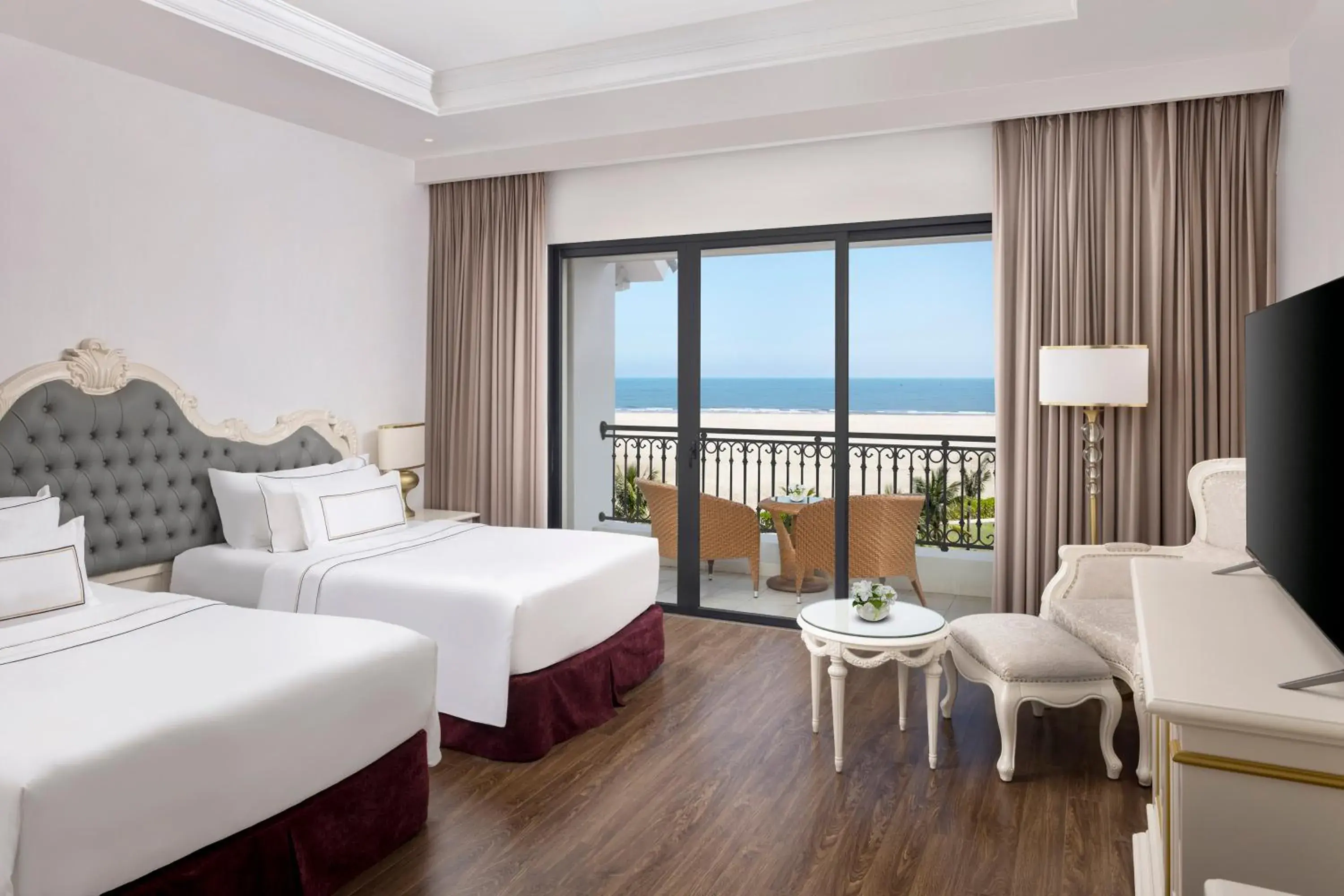 Bed in Vinpearl Cua Hoi, Affiliated by Melia Bed in Vinpearl Cua Hoi, Affiliated by Melia
