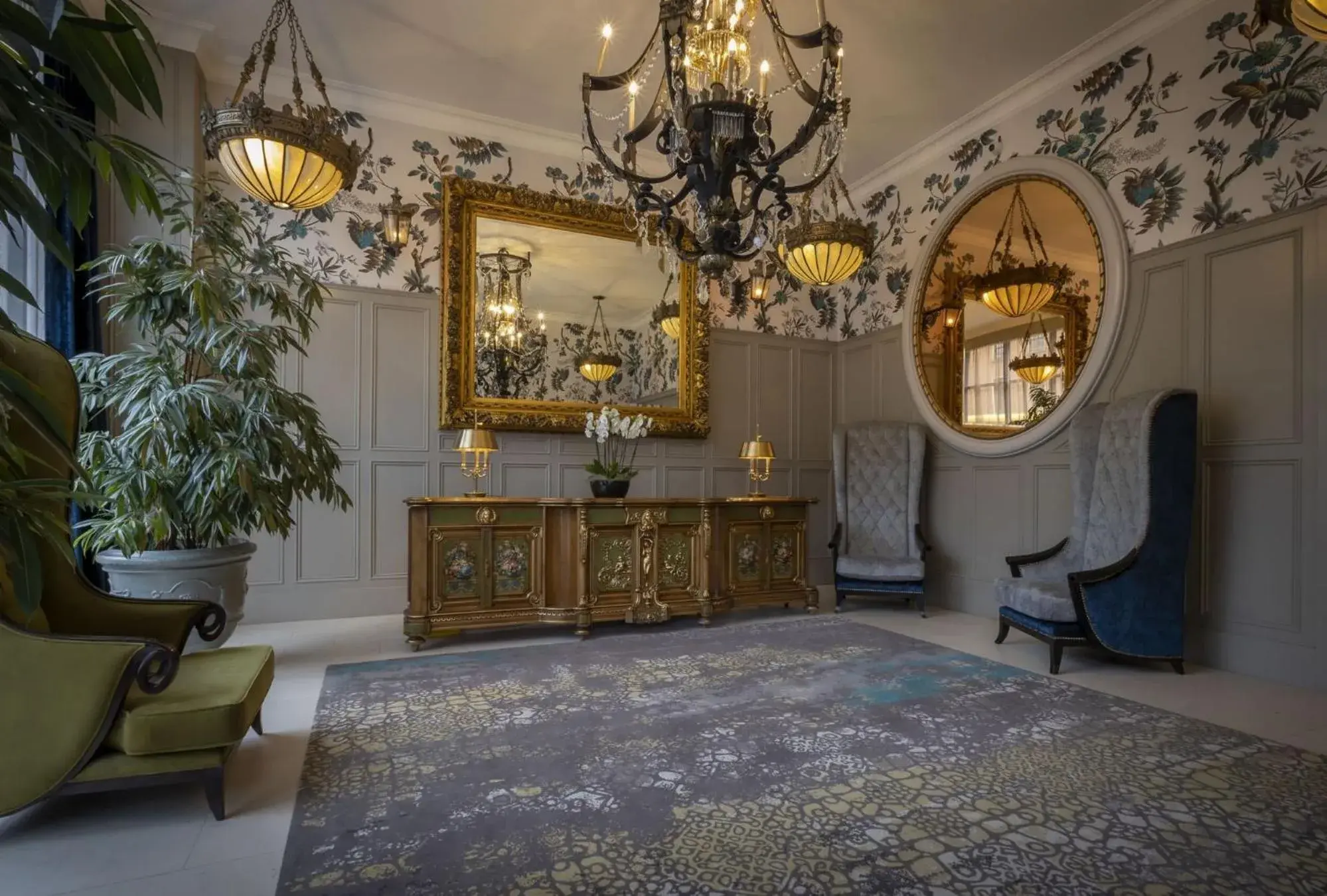 Lobby or reception in The Trinity City Hotel Lobby or reception in The Trinity City Hotel