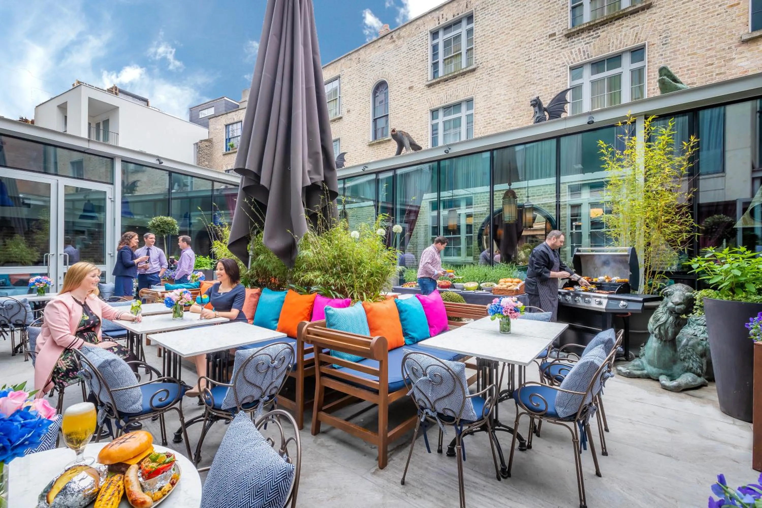 Patio in The Trinity City Hotel